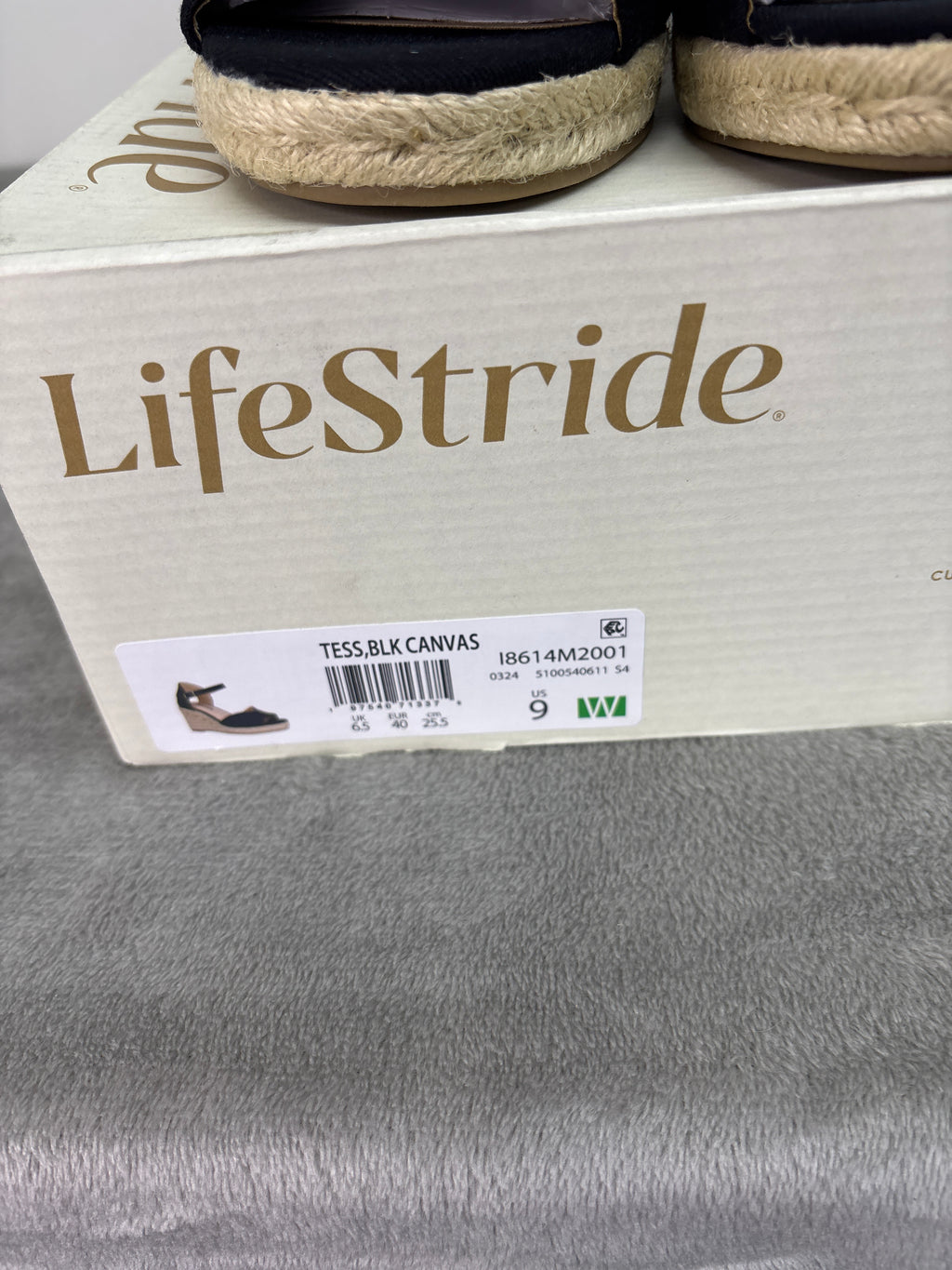 Lifestride black peep-toe wedge sandals