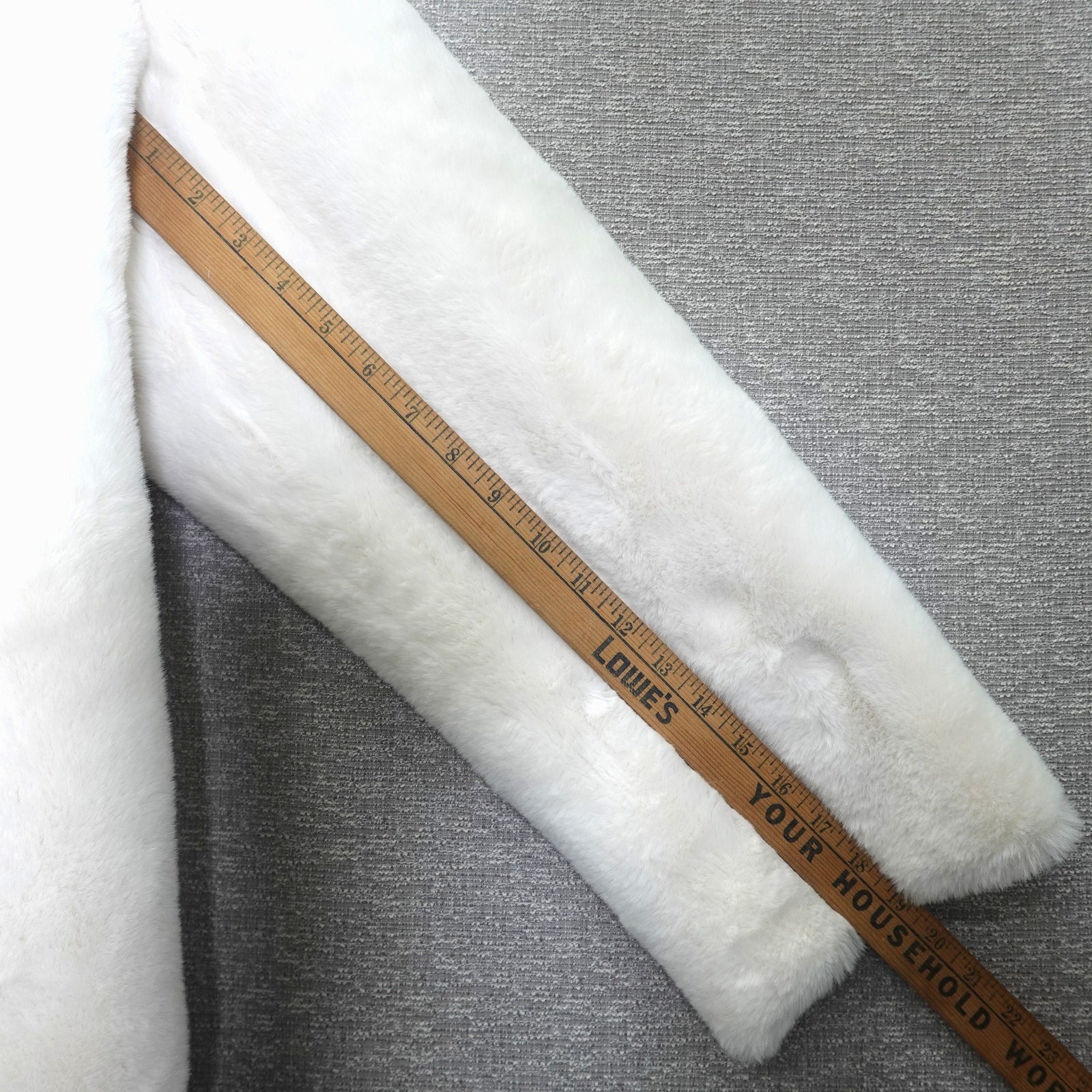 Dennis Basso White Faux Fur Coat Womens Jacket Notch Collar Crossover Lapel 2X