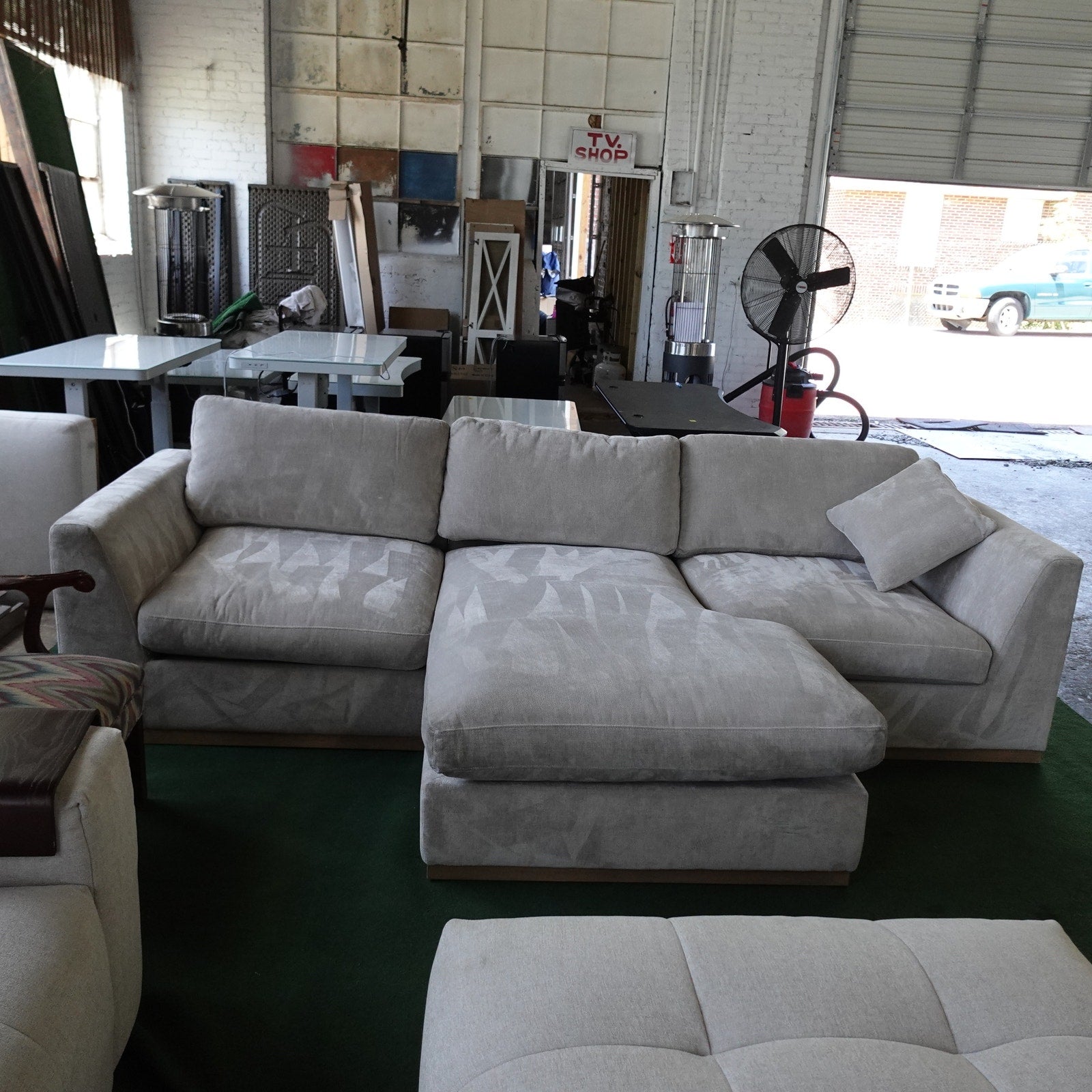 Henredon Caley Reversible Sofa Chaise Soft Comfy Fabric