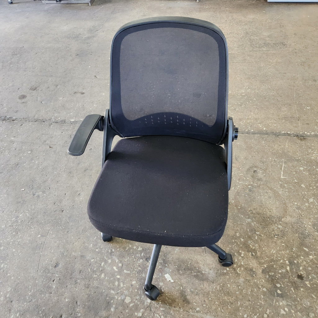 Izy Mesh Ergonomic Office Chair with Flip-up Armrest and Lumbar Support New Damaged (see desc.)