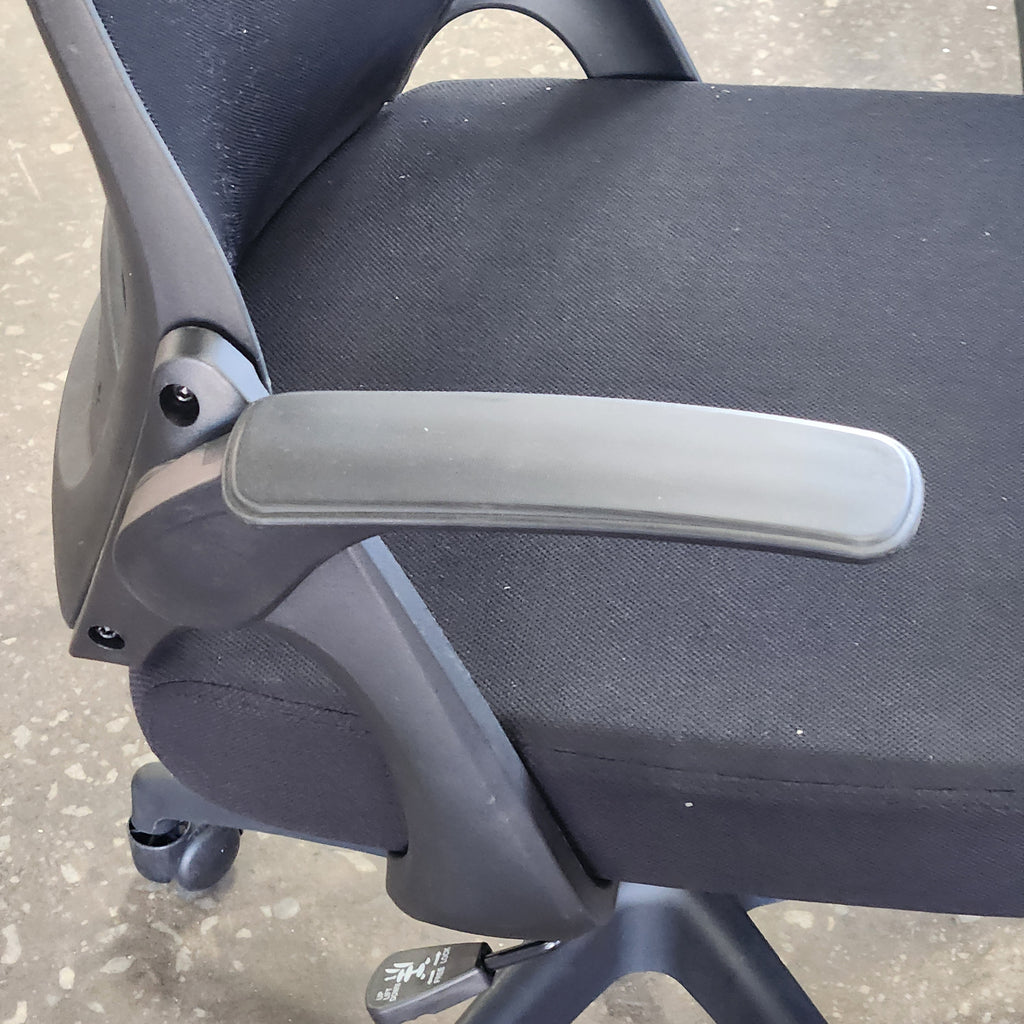 Izy Mesh Ergonomic Office Chair with Flip-up Armrest and Lumbar Support New Damaged (see desc.)