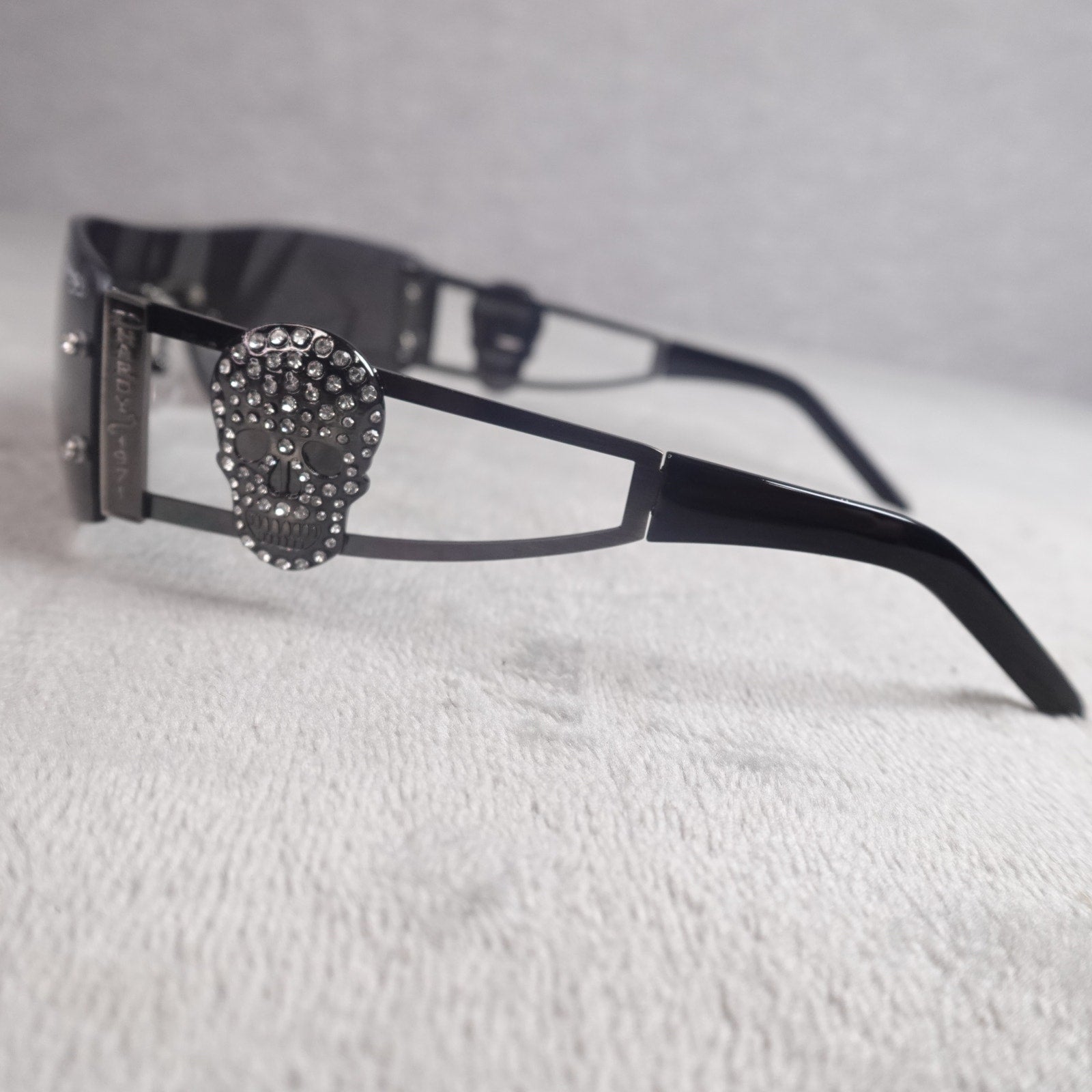 Ed Hardy Rhinestone Skull Shield Sunglasses UV400 NEW
