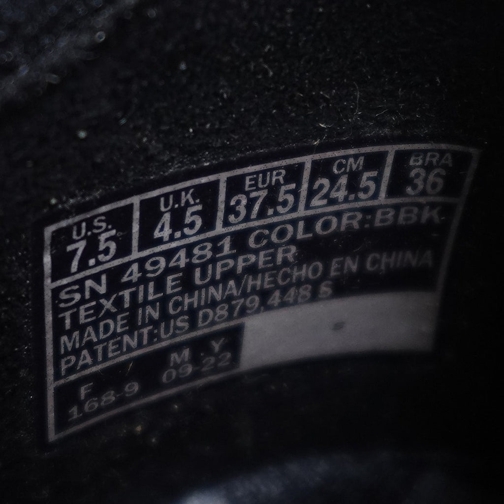 Skechers Seager Stat Women's Size 7.5 Slip On Walking Shoes Black 49481 BBK New
