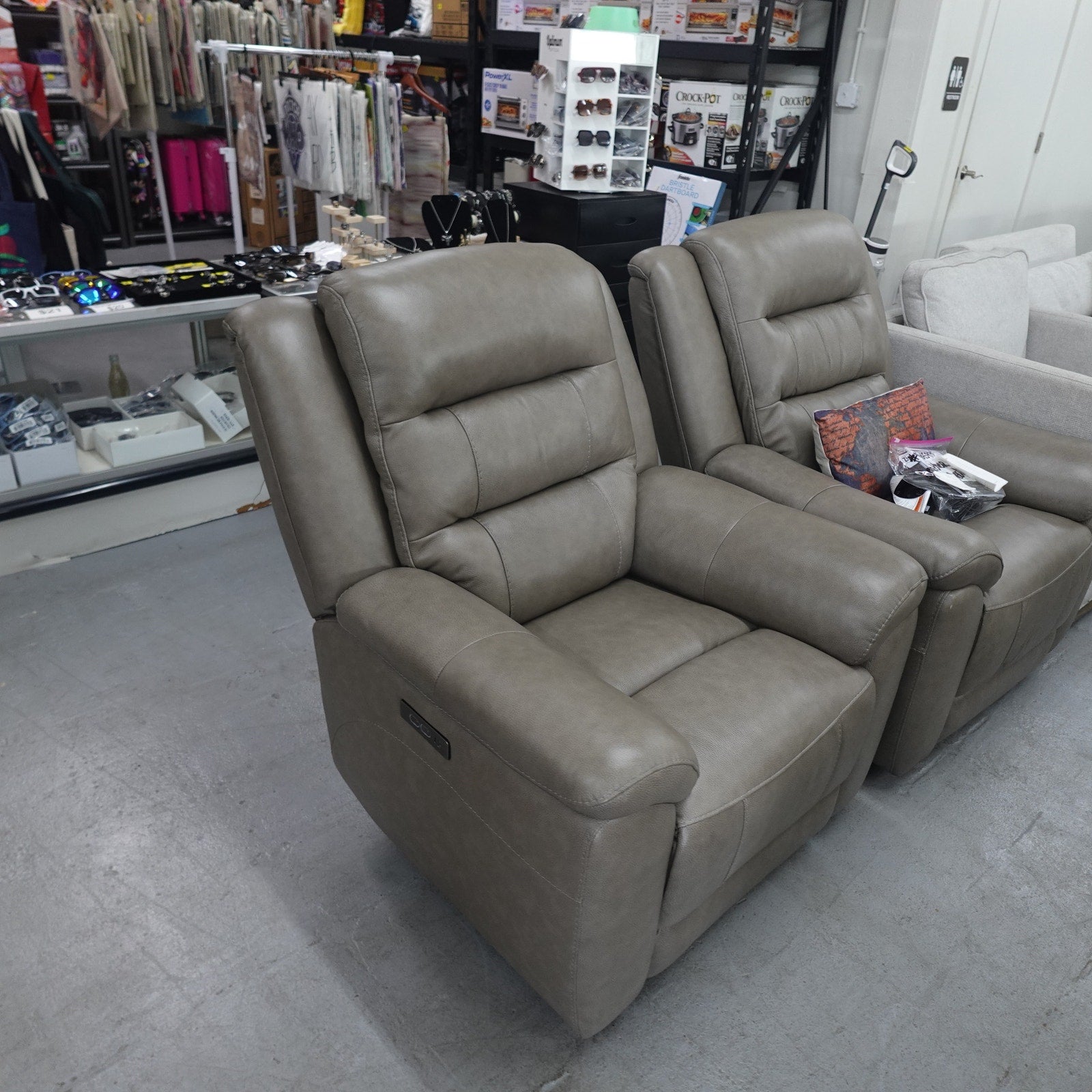 Mason Leather Power Recliner with Power Headrest