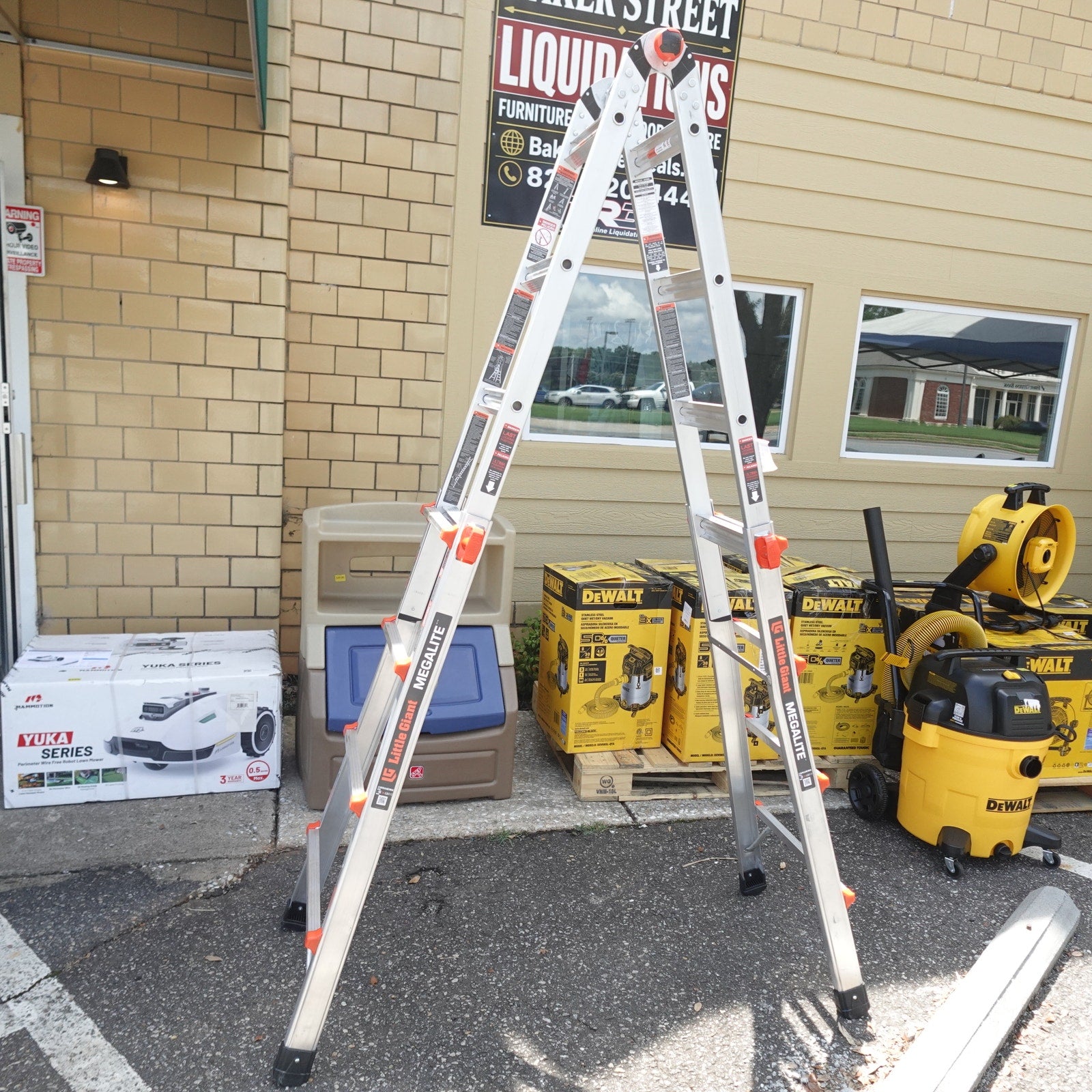 Little Giant MegaLite Multi-Position Ladder with Storage Rack