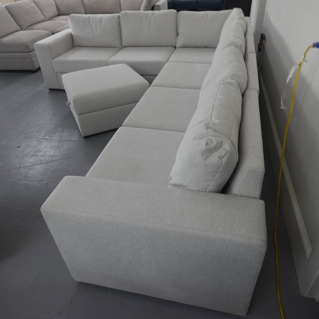 Flexsteel Modular Sectional with Storage Ottoman- Light Tan