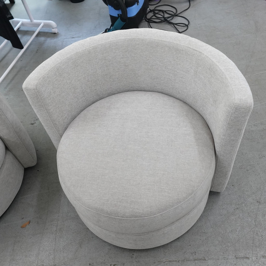 NEW Thomasville Davos Swivel Accent Chair Gray Upholstered Barrel Chair