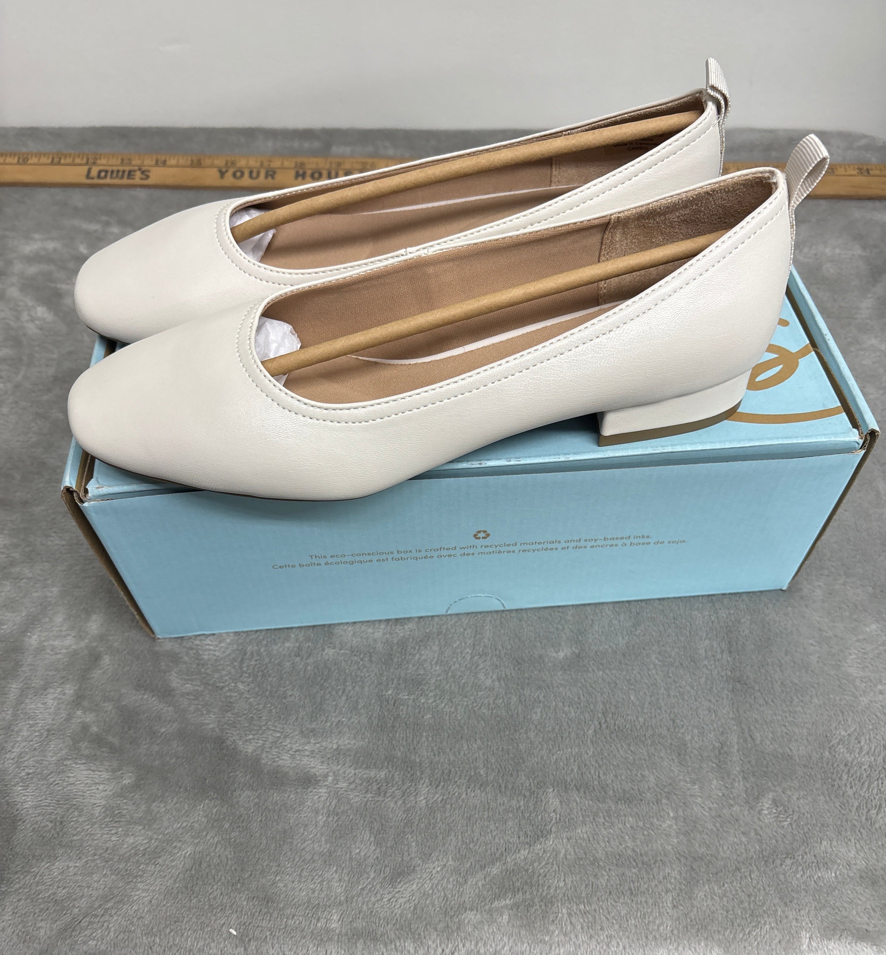 Life stride Cameo Bone Smooth