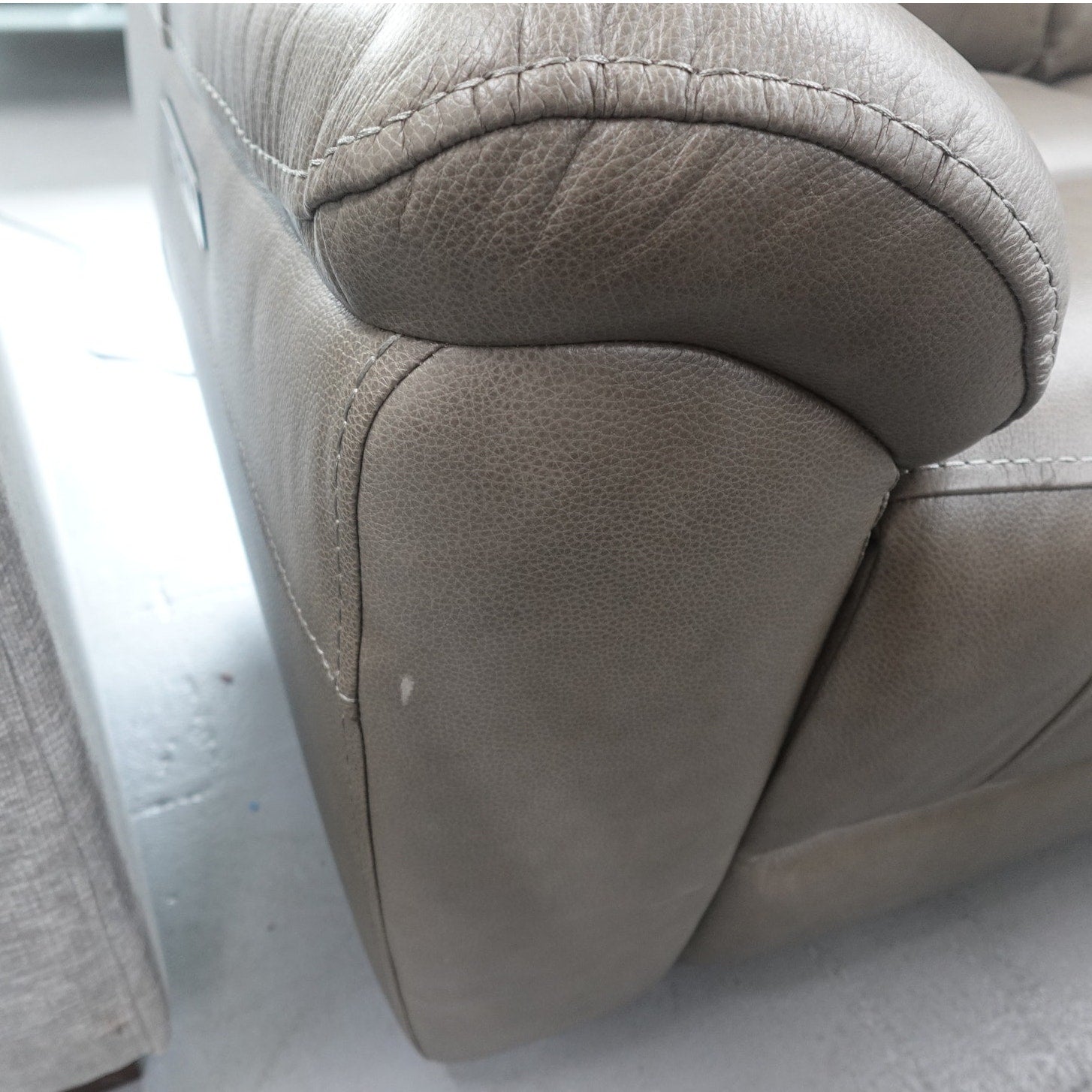 Mason Leather Power Reclining Sofa with Power Headrests - Taupe