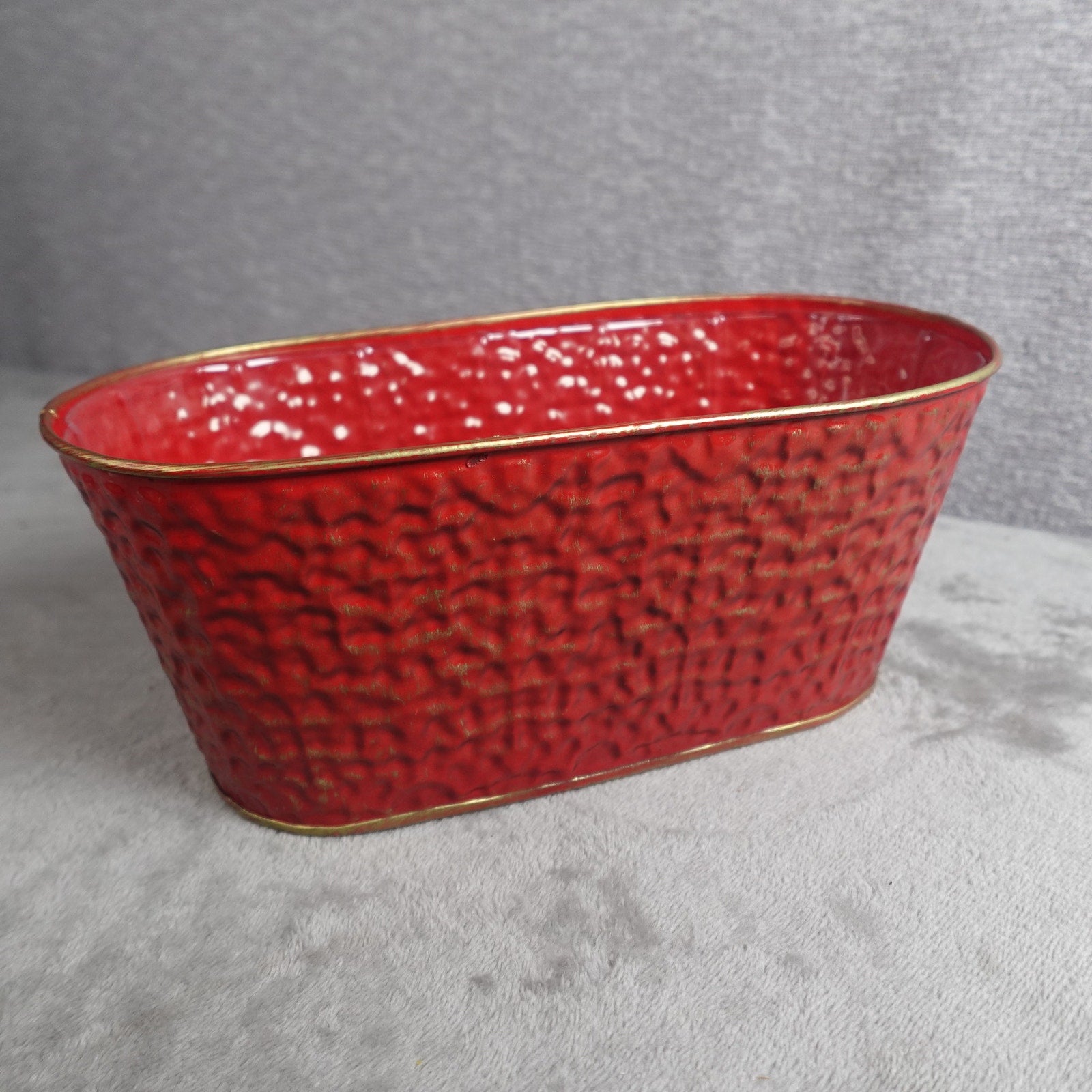 Textured Red Metal Oval Planter Flower Pot Window Box Decorative Cachepot