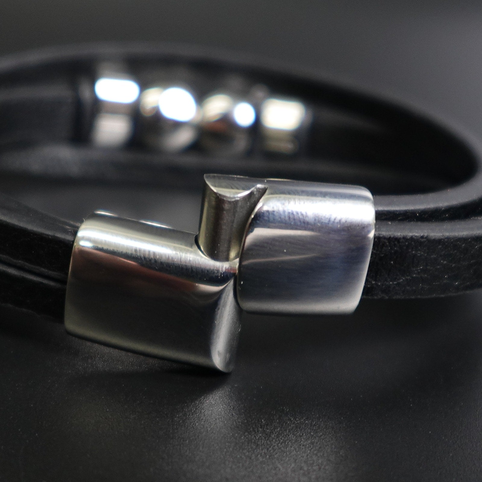 Stainless Steel Leather Bracelet W/ Skulls Accent SBR-788