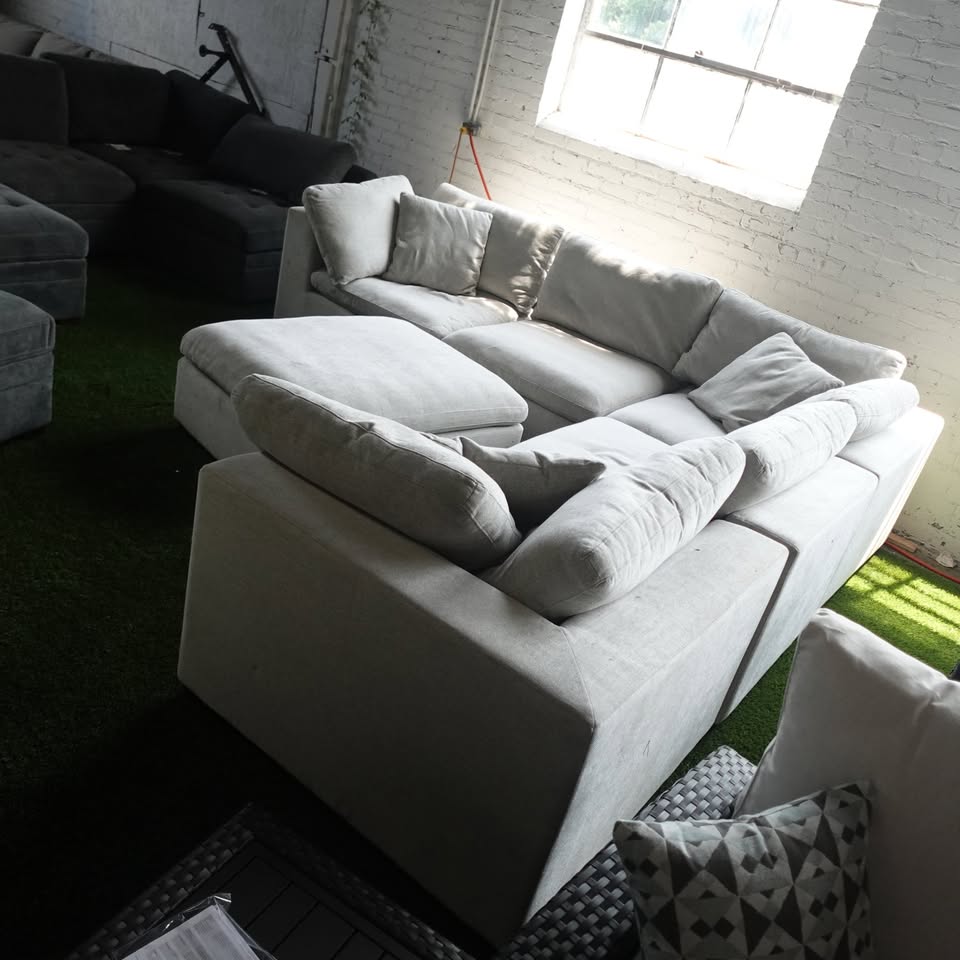 Thomasville Lowell 6-piece Modular Sectional Light Gray
