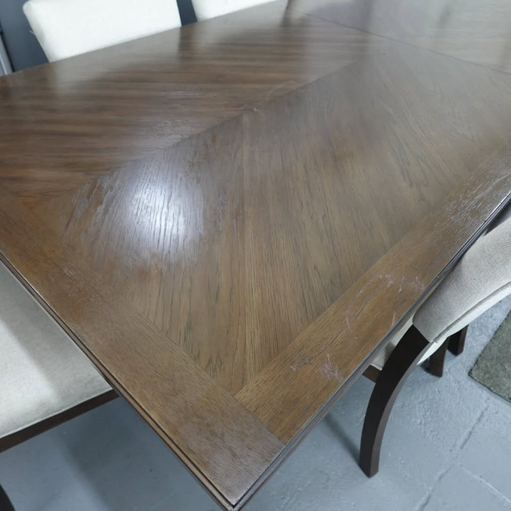 Wilde 9-Piece Dining Table Set (scratch & Dent)