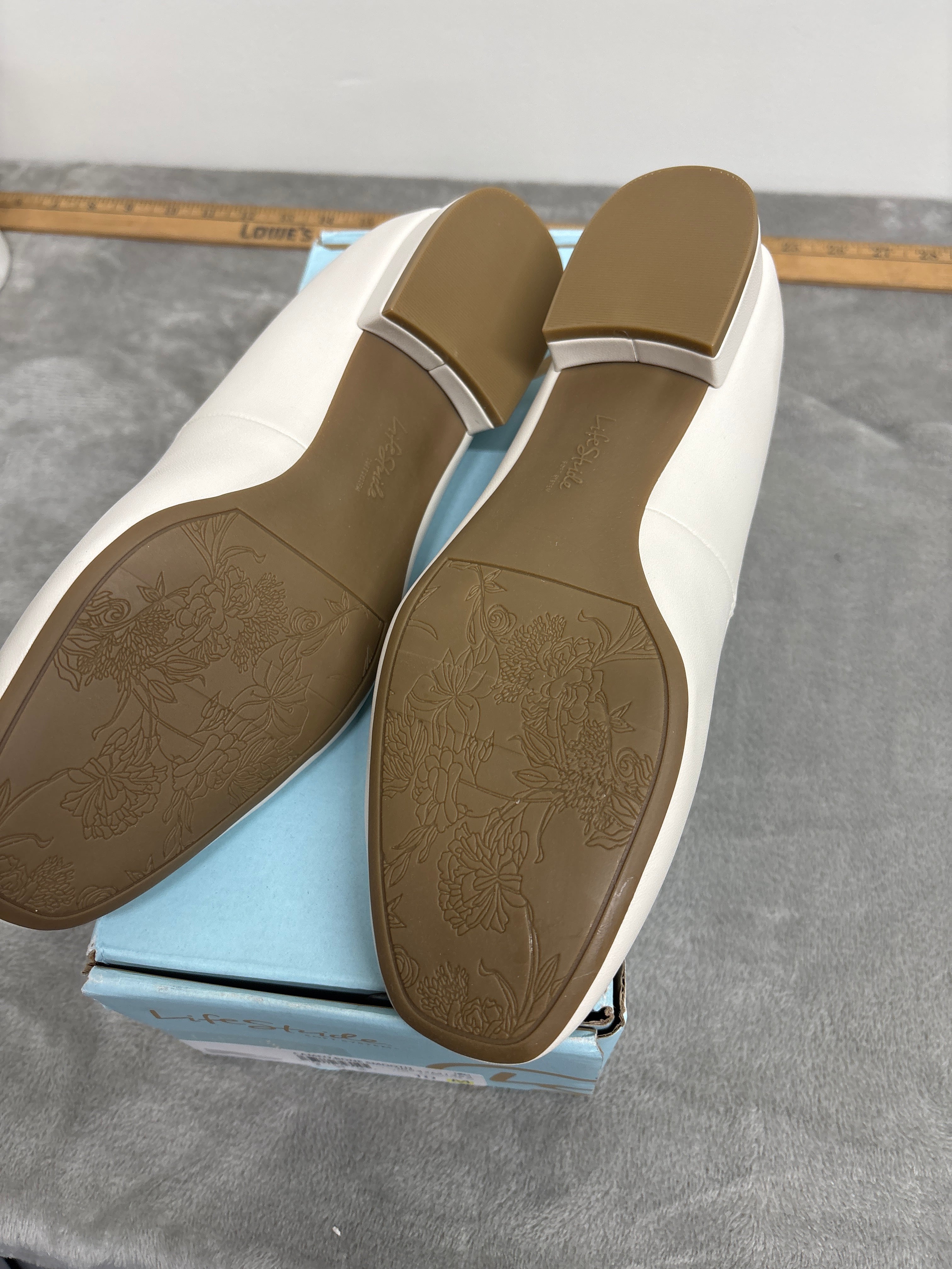 Life stride Cameo Bone Smooth
