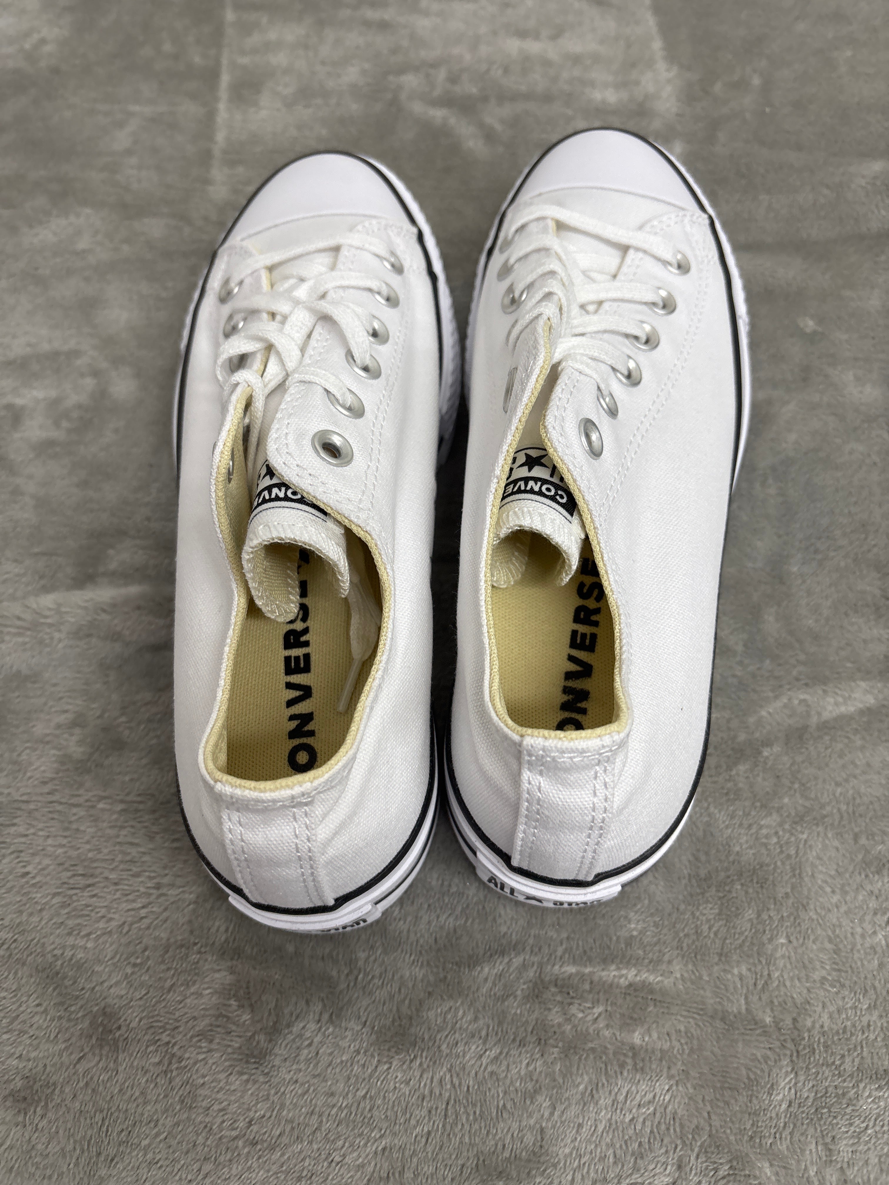 Converse white sneakers 569251f