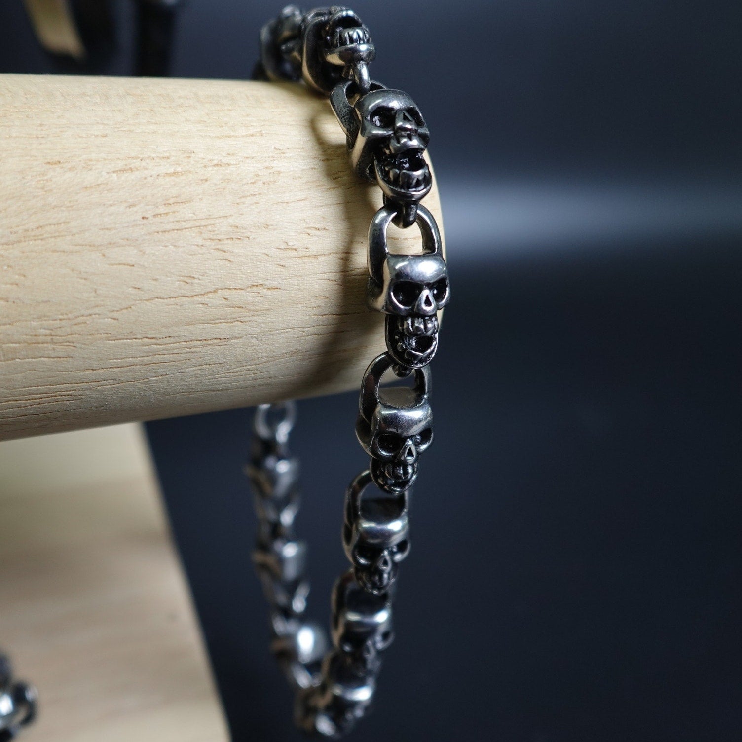 Stainless Steel Skull Bracelet SBR-5305