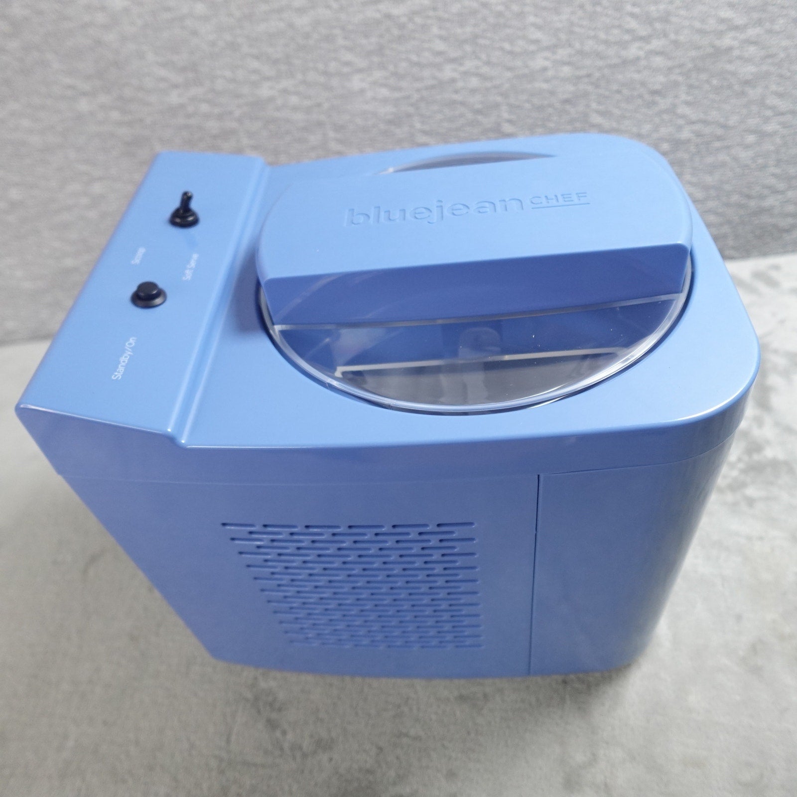 Blue Jean Chef 1 Qt Thermoelectric Ice Cream Maker Denim Blue SBJCTEIC100 NEW