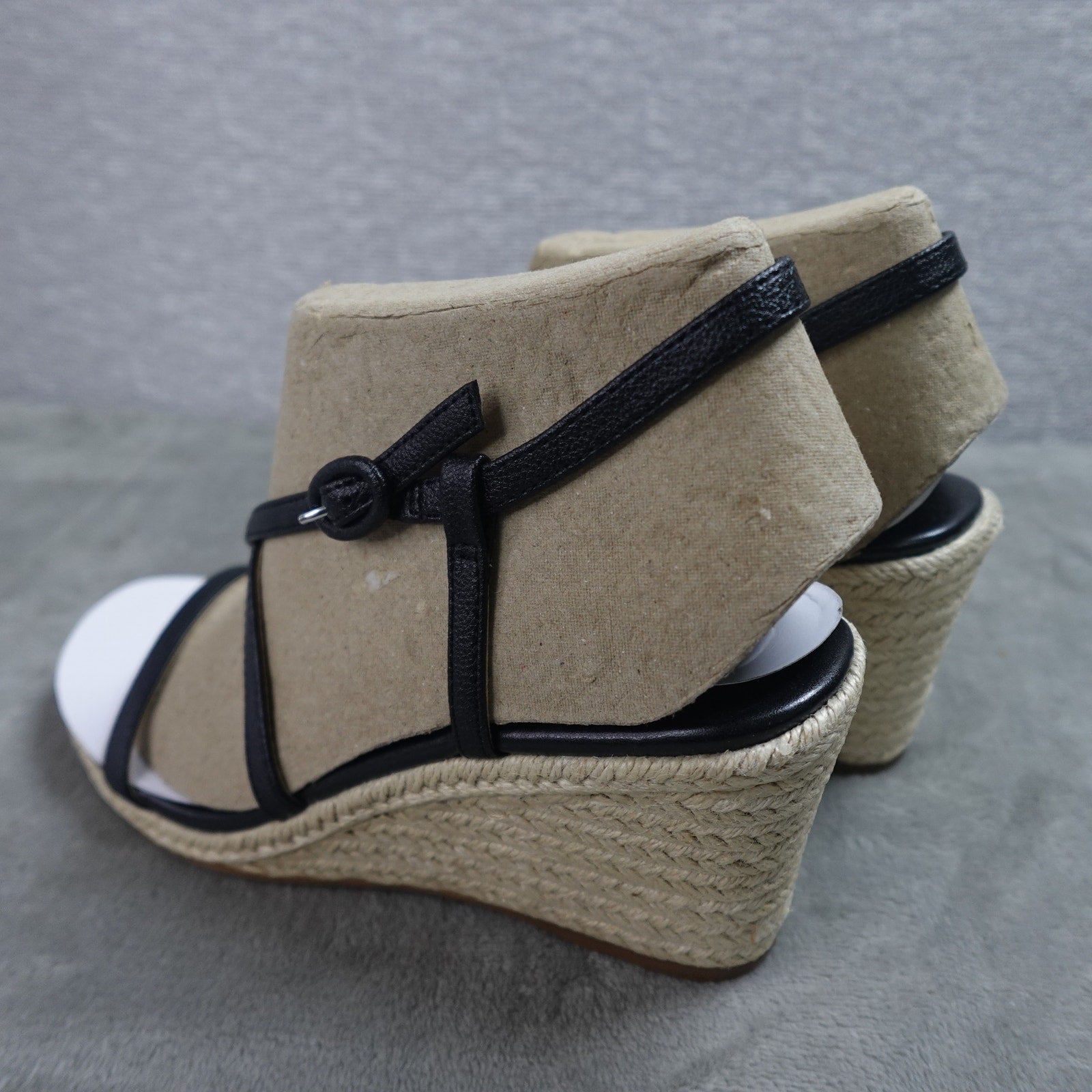 Calvin Klein Blairy 2 Women's Wedge Sandal Black 002 Size 8.5M New