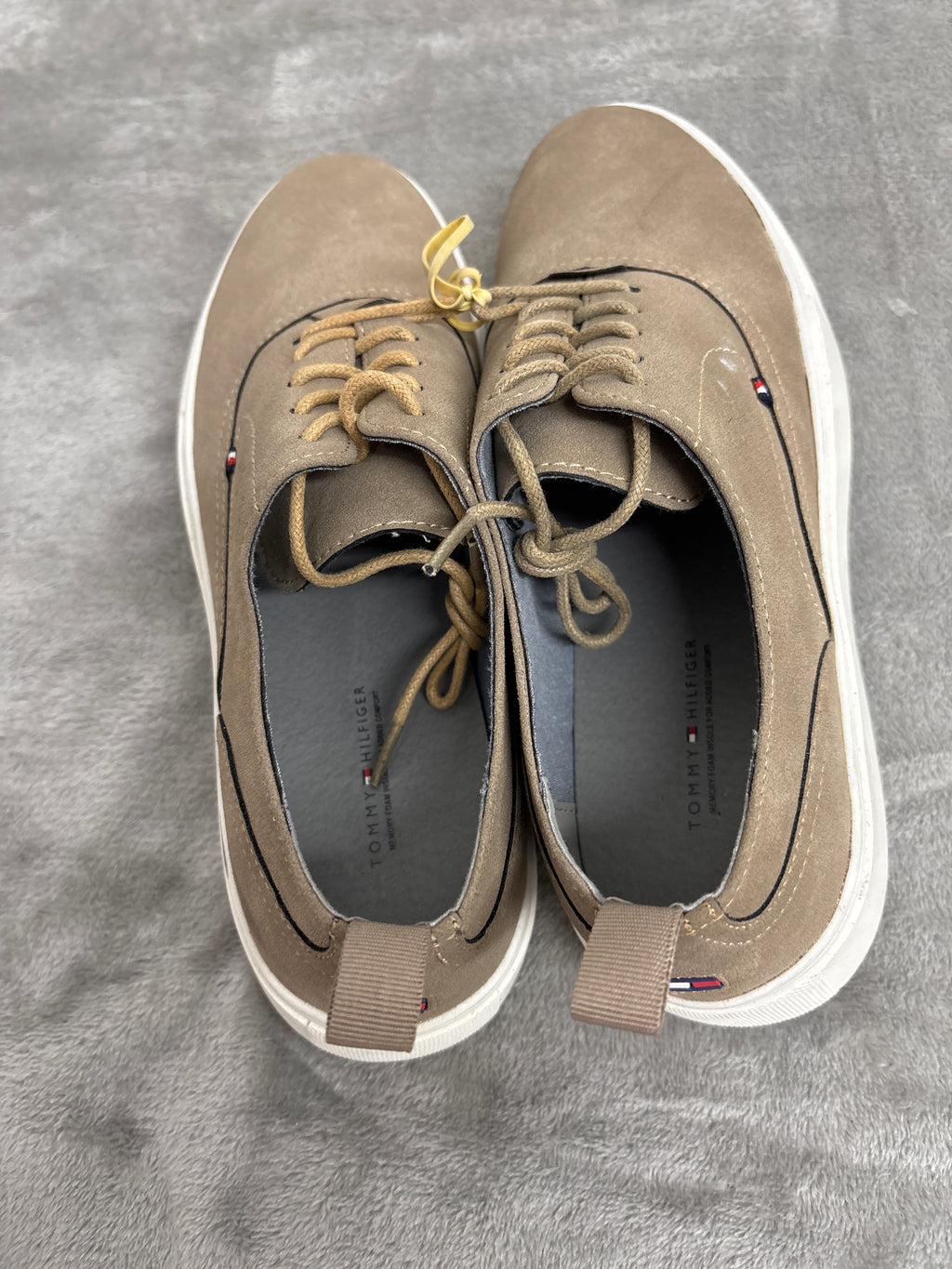 Tommy Hilfiger low-top sneakers