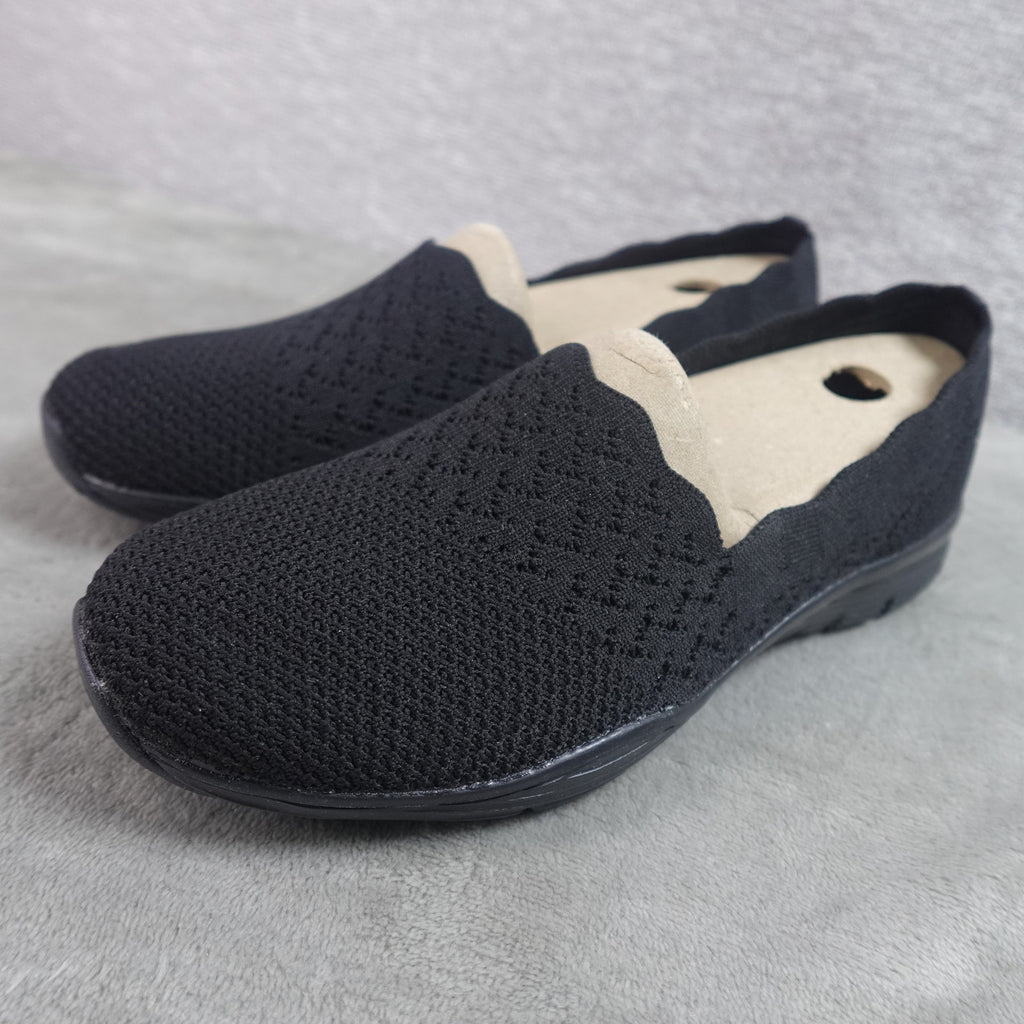 Skechers Seager Stat Women's Size 7.5 Slip On Walking Shoes Black 49481 BBK New