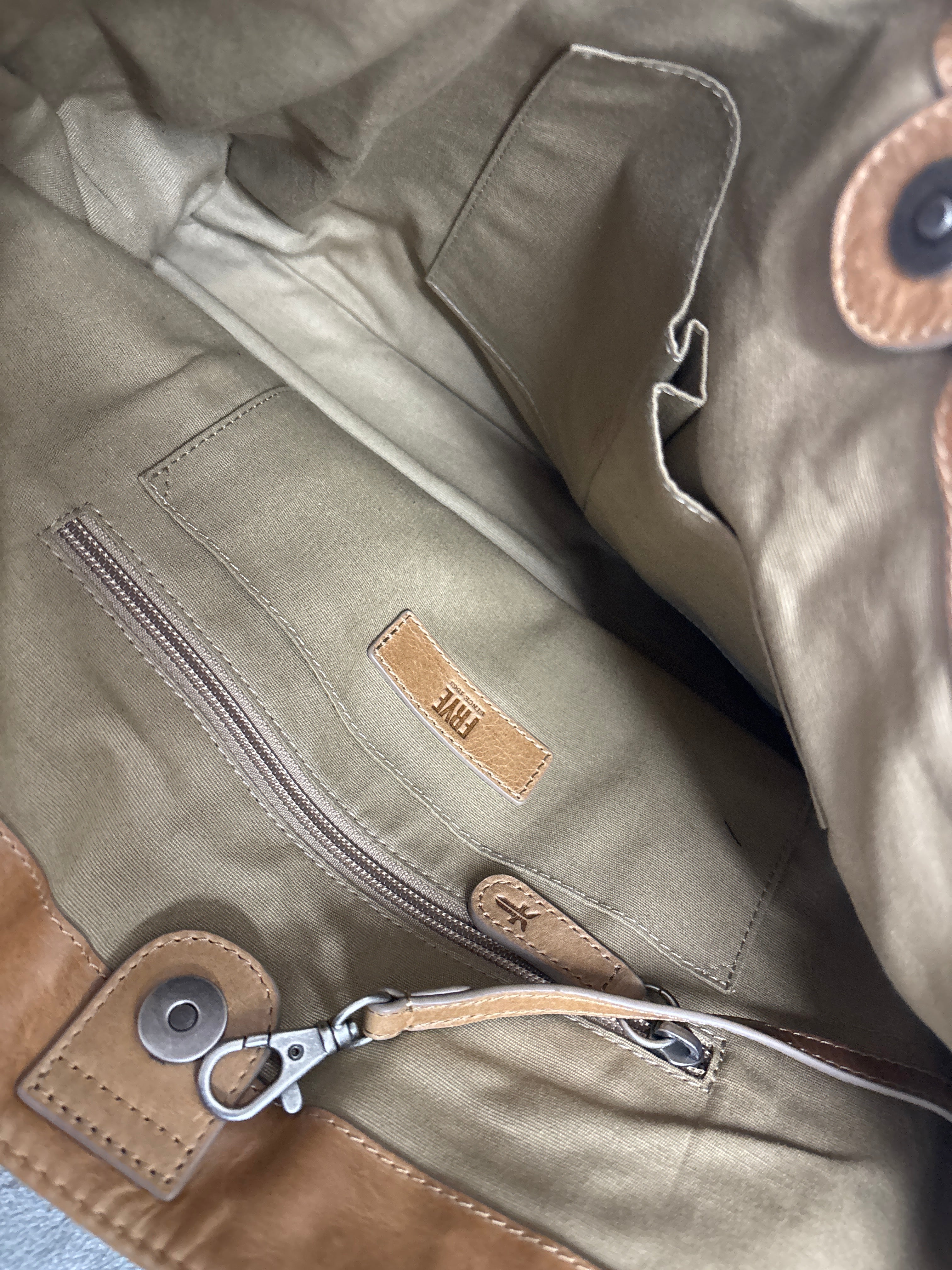 Frye Melissa Straw Shopper beige