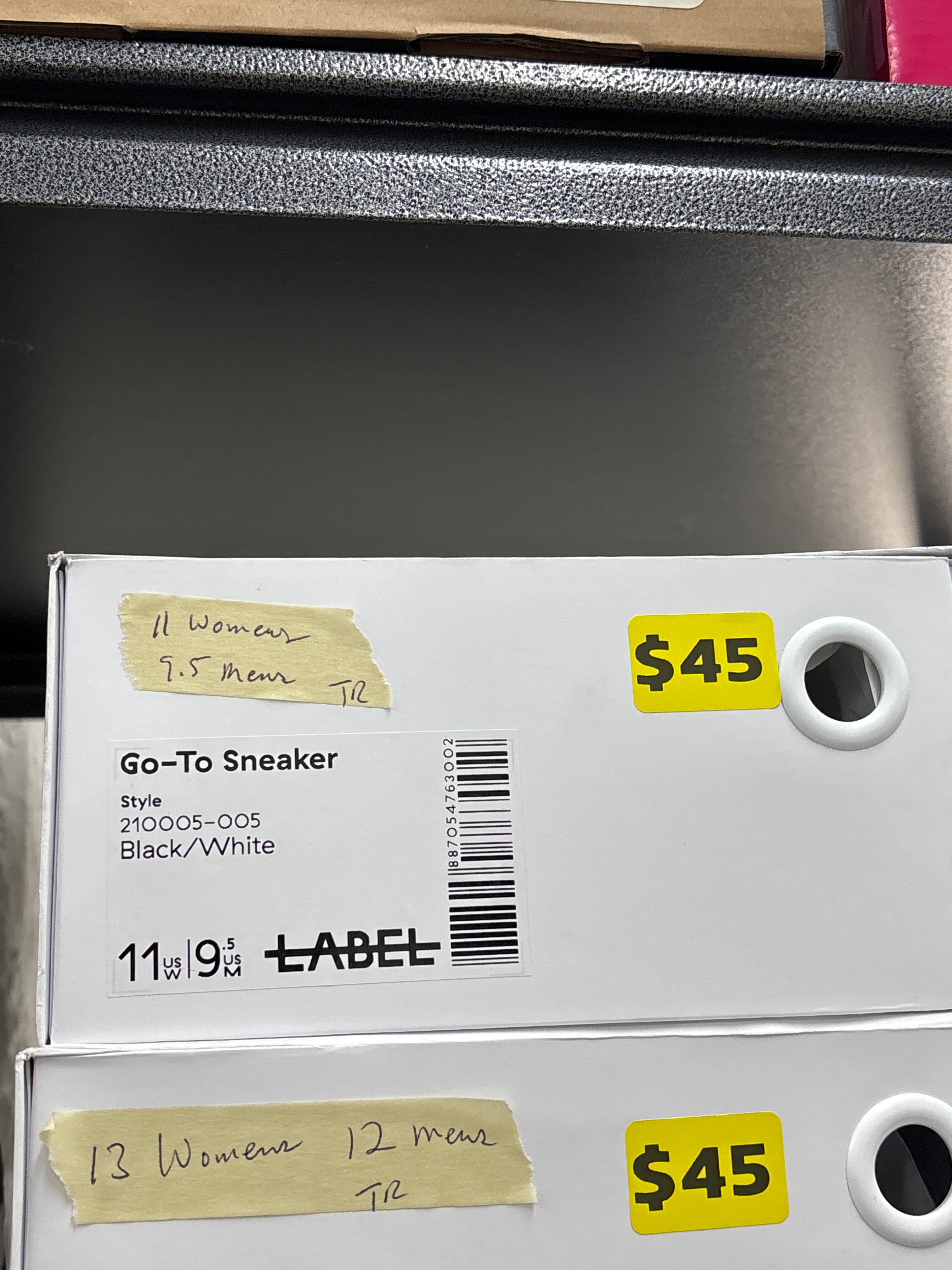 LABEL Go-To Sneakers Unisex Size 9.5 Men's / 11 Women's Black White Leather 210005-005 New