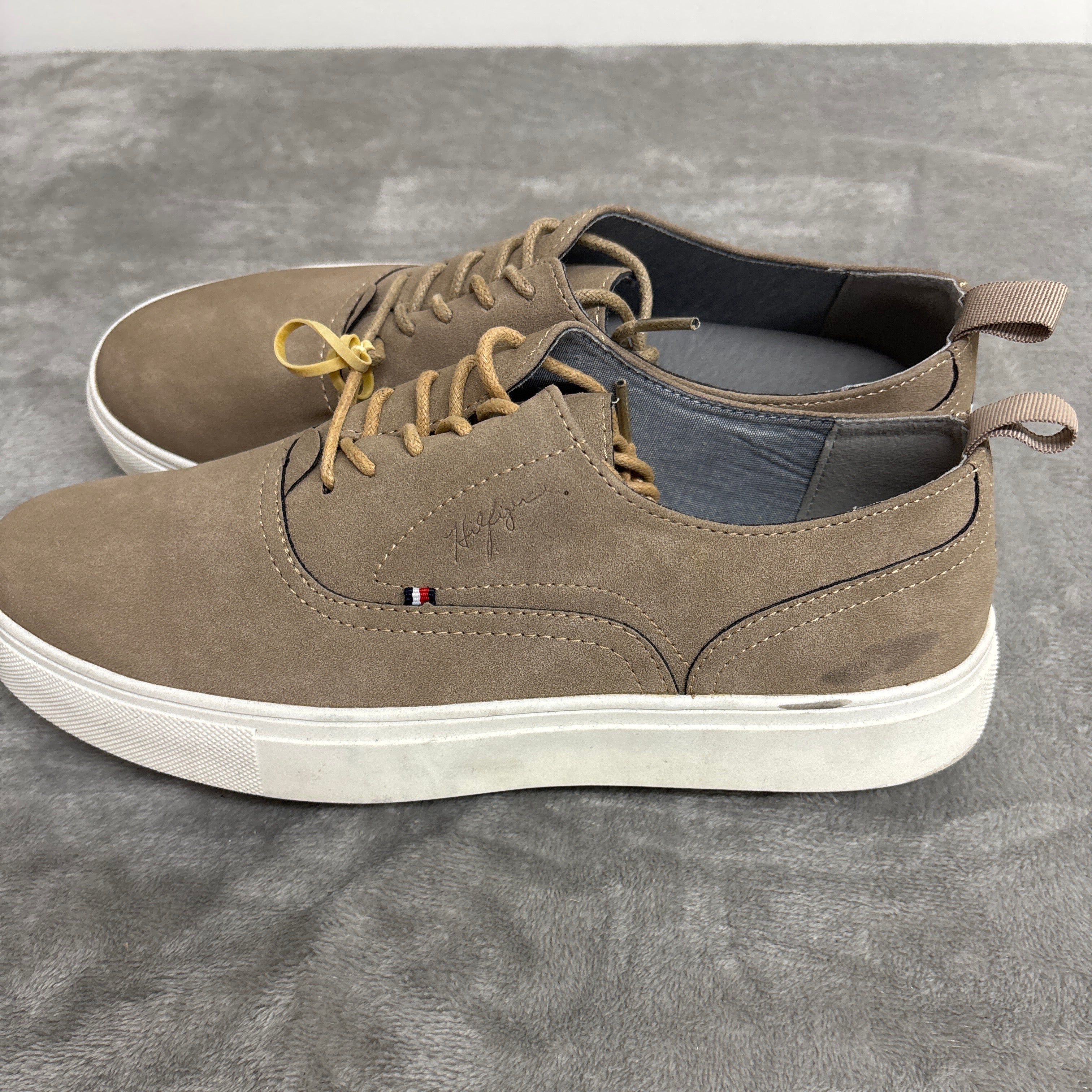 Tommy Hilfiger low-top sneakers