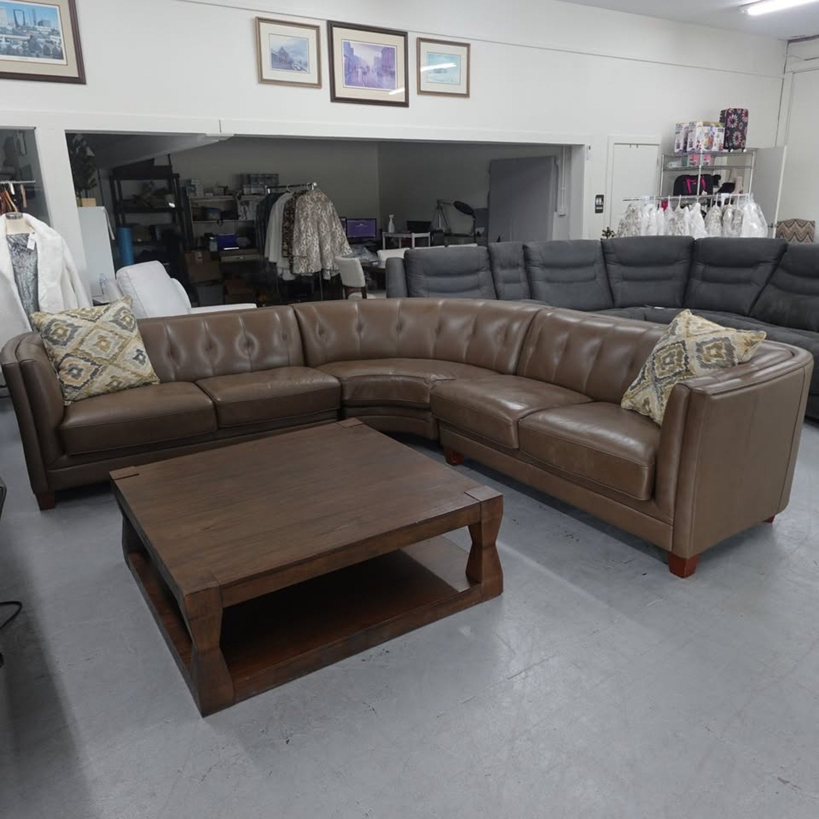 Bellevue Top Grain Leather 3 piece Sectional