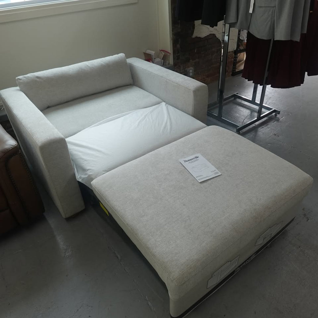 Thomasville Dillard Fabric Twin Size Convertible Sleeper Chair