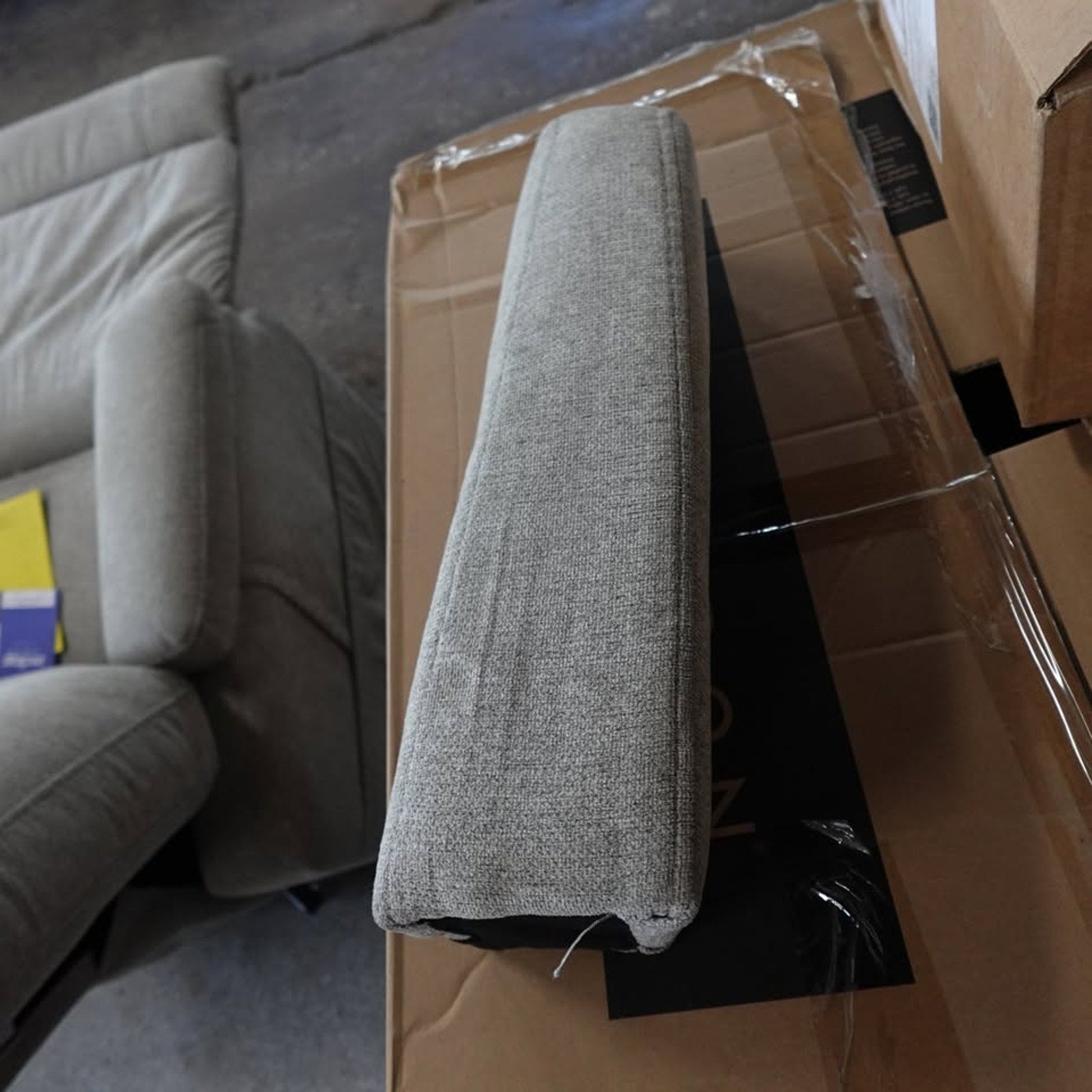 Flexsteel Zecliner Power Lift Headrest and Lumbar Sleep Recliner (read description)