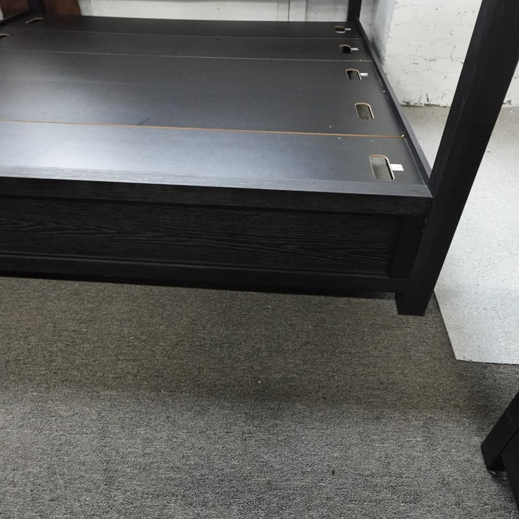 Bellevue King Canopy Bed + Nightstands & Dresser Black