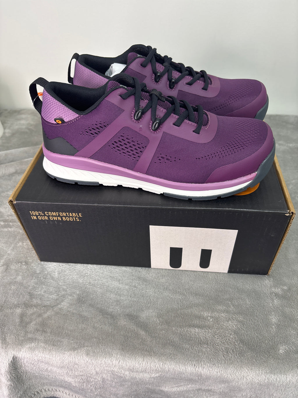 BOGS purple BOOS athletic shoes