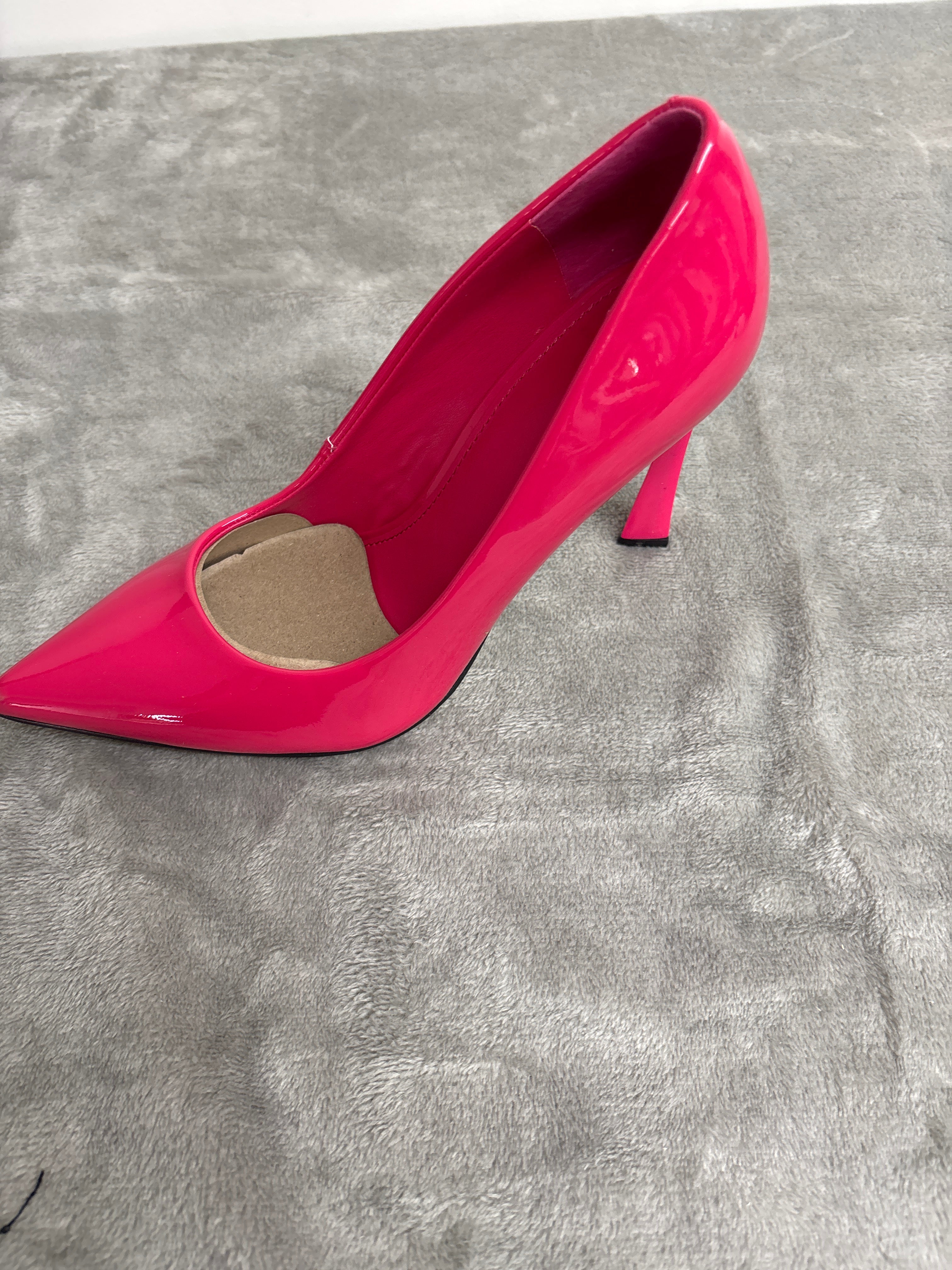 Marc Fisher pink heels