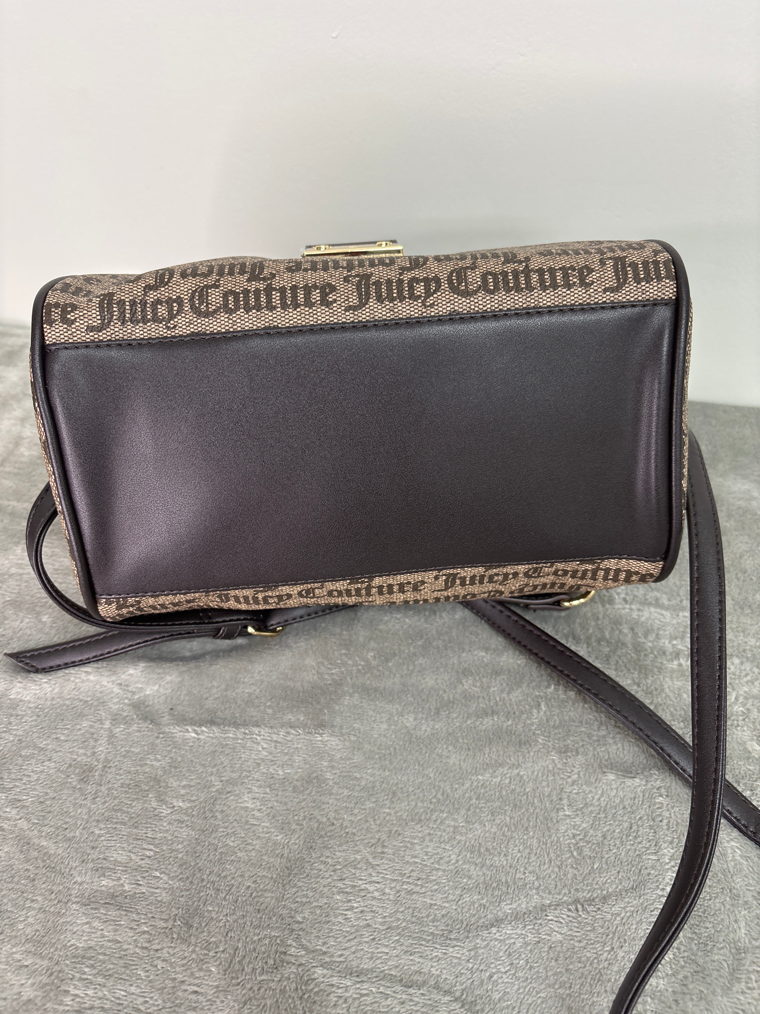 Juicy couture taup\dark brown