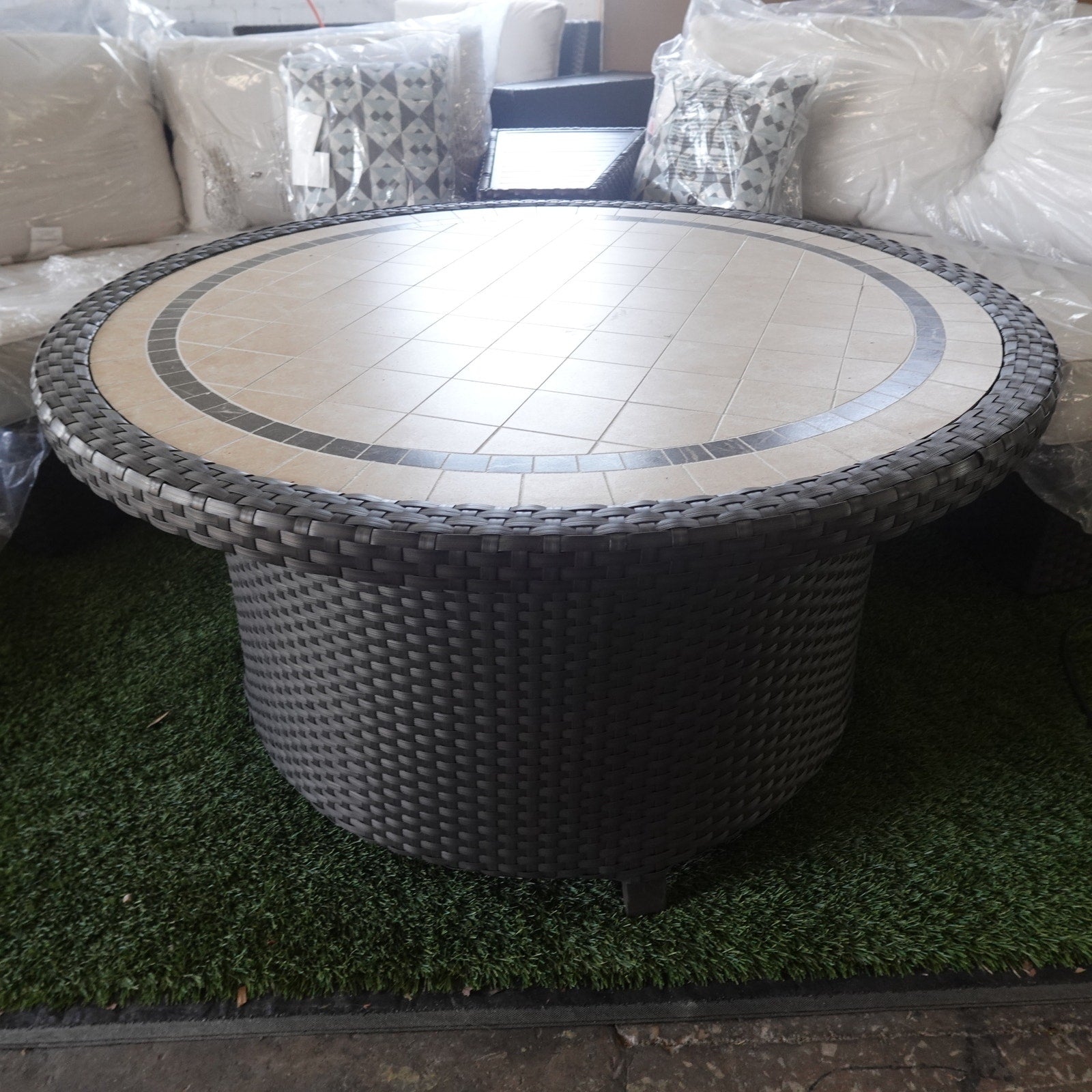 Sunvilla Outdoor Curved Patio Set – 4 Piece (NEW) – $1,199 OBO