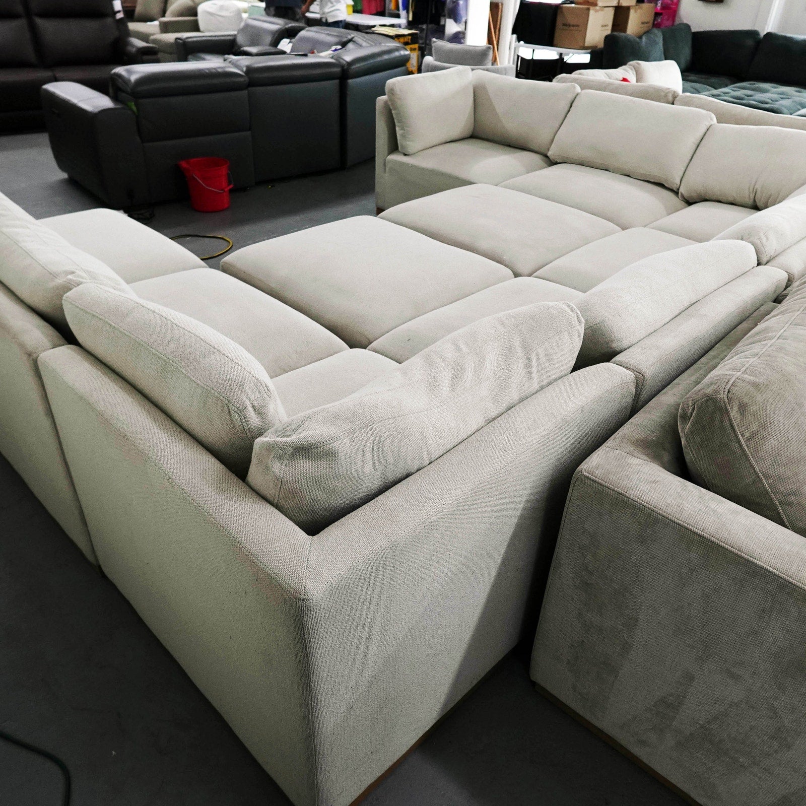 BIG Henredon Murphy Fabric Modular Sectional 10 Piece Set with Ottomans!