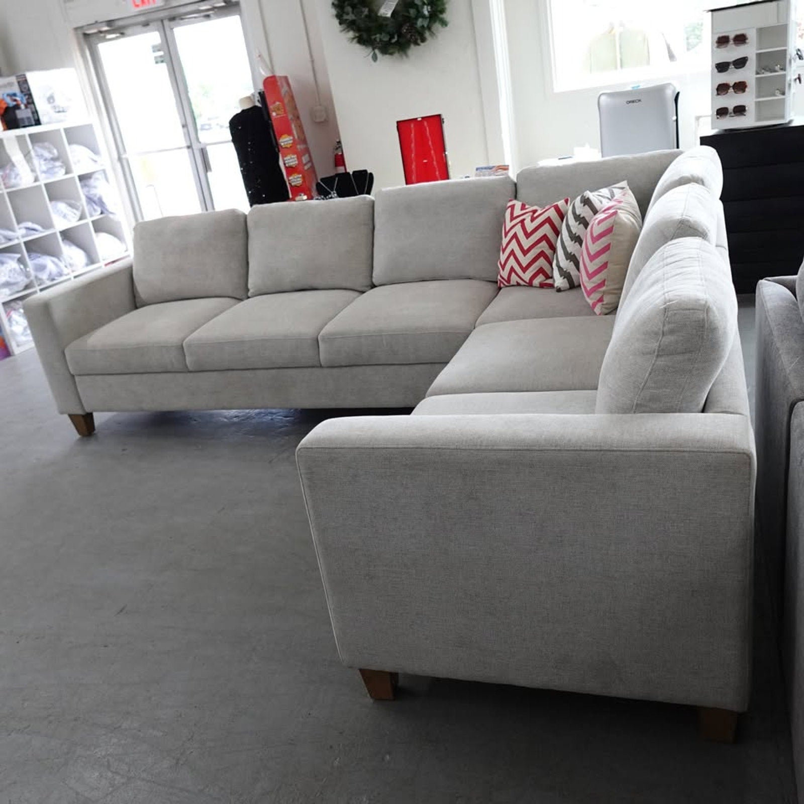 Thomasville Dillard Fabric Convertible Sleeper Sectional
