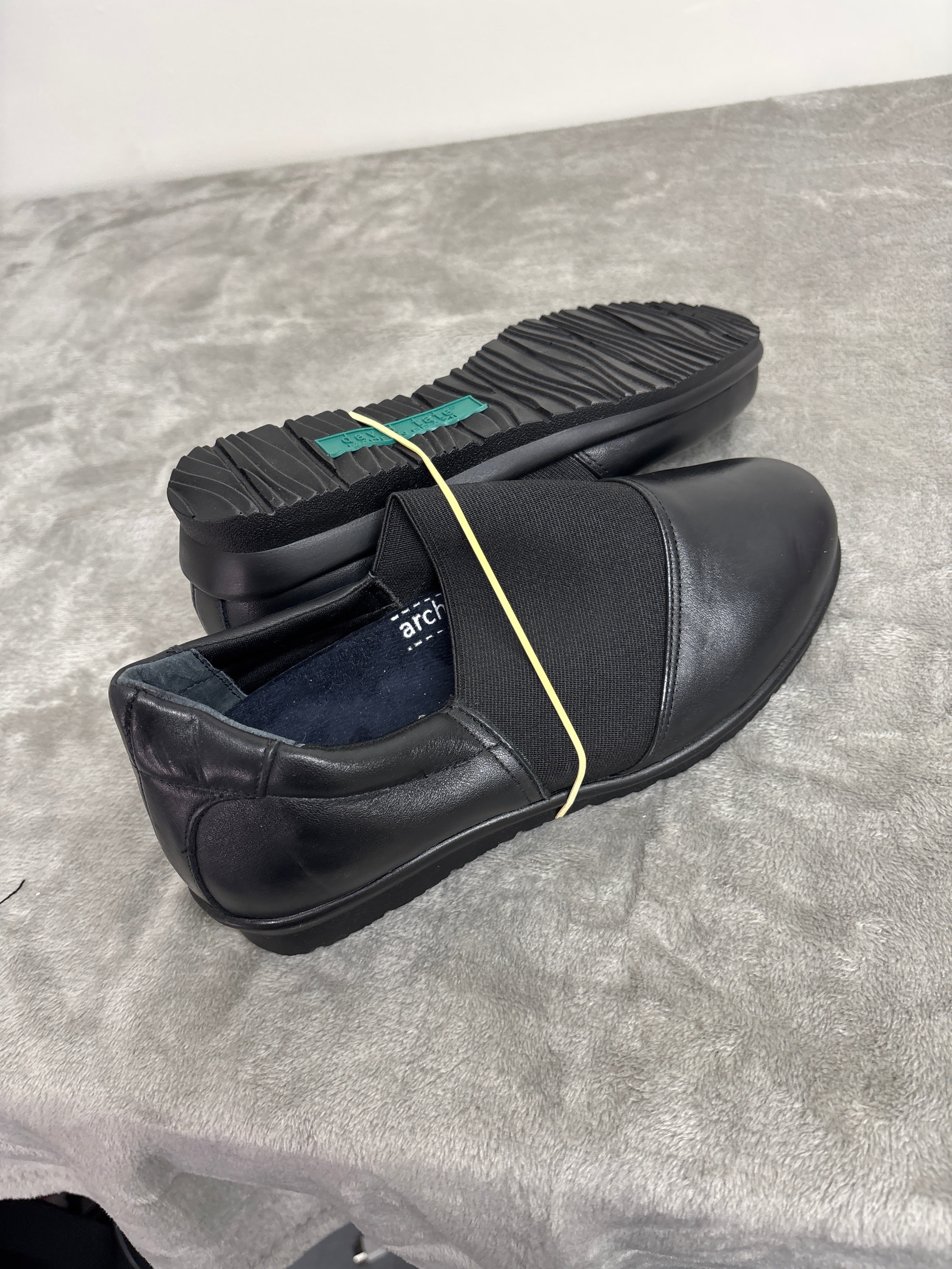 David Tate slip-on shoes