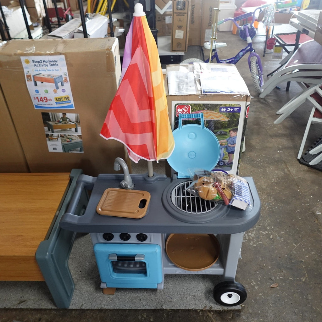 Step2 Grill & Go BBQ Cart with Lights and Sounds New in Box