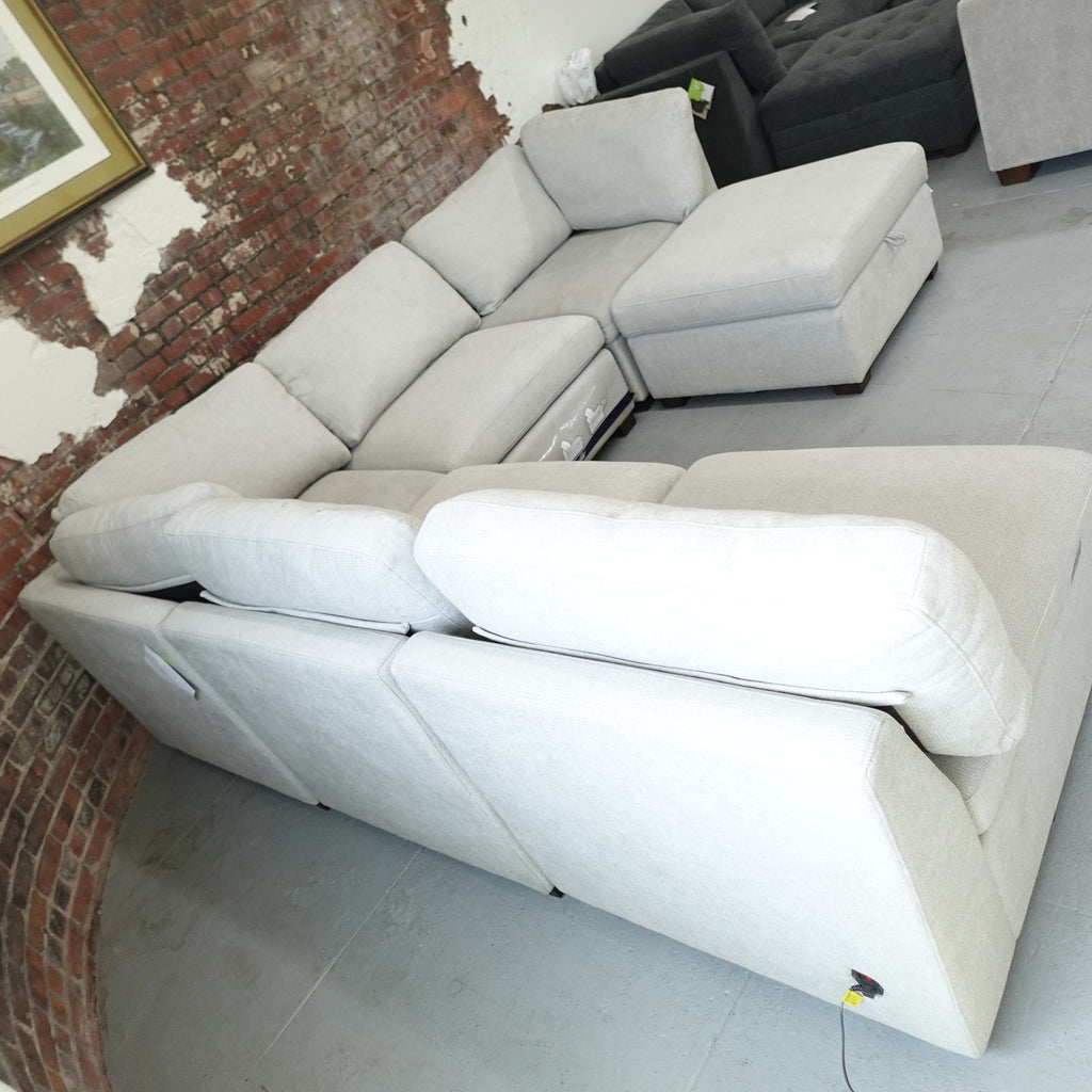 Thomasville Rockford 6-piece Fabric Modular Sectional