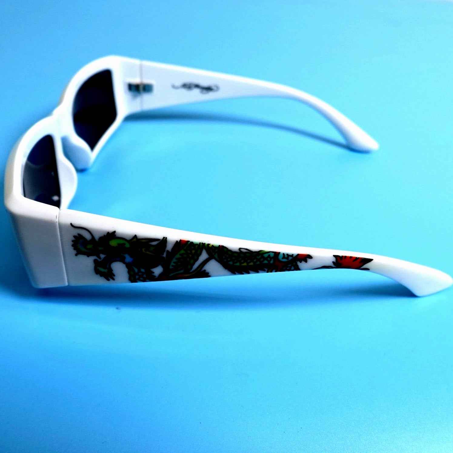 Ed Hardy Sunglasses UV 100% Protective White w/ Dragon Hokusai