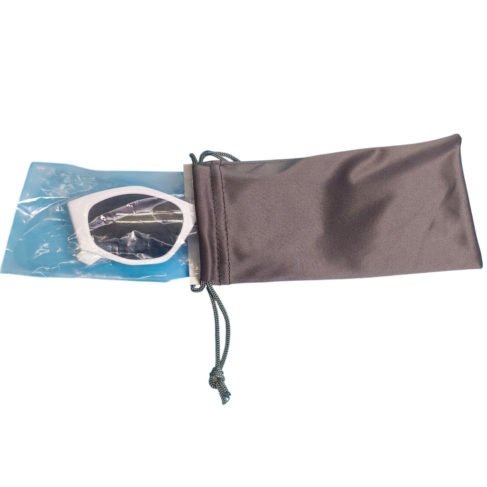 Ed Hardy Love Kills Slowly Carnivore Skulls Sunglasses 100% UV Protection