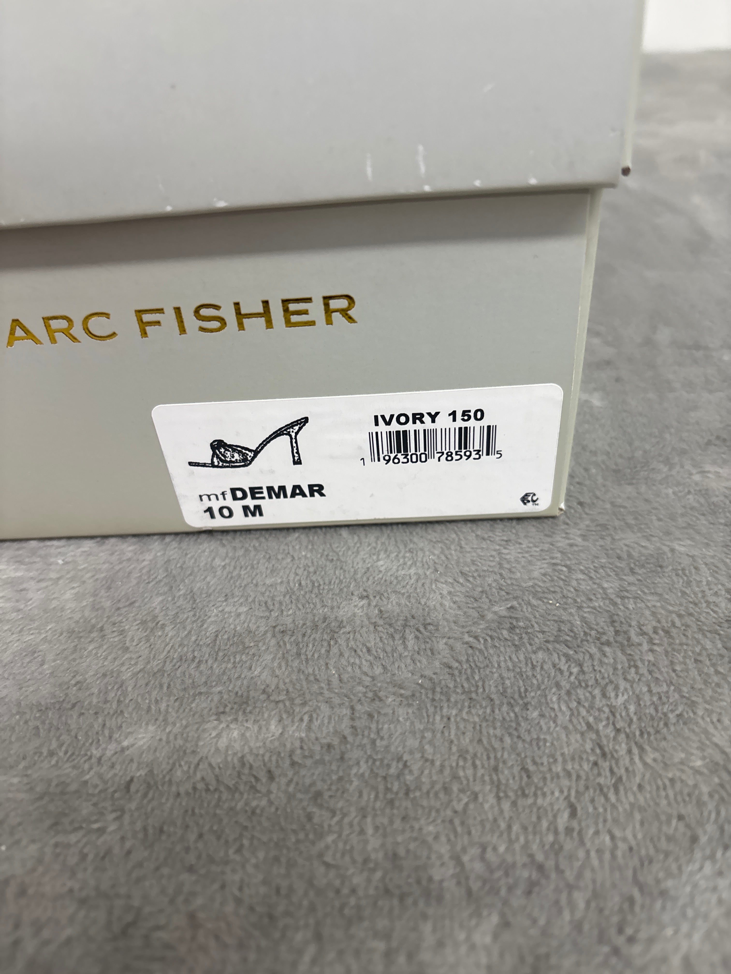 Marc fisher square-toe heeled mules