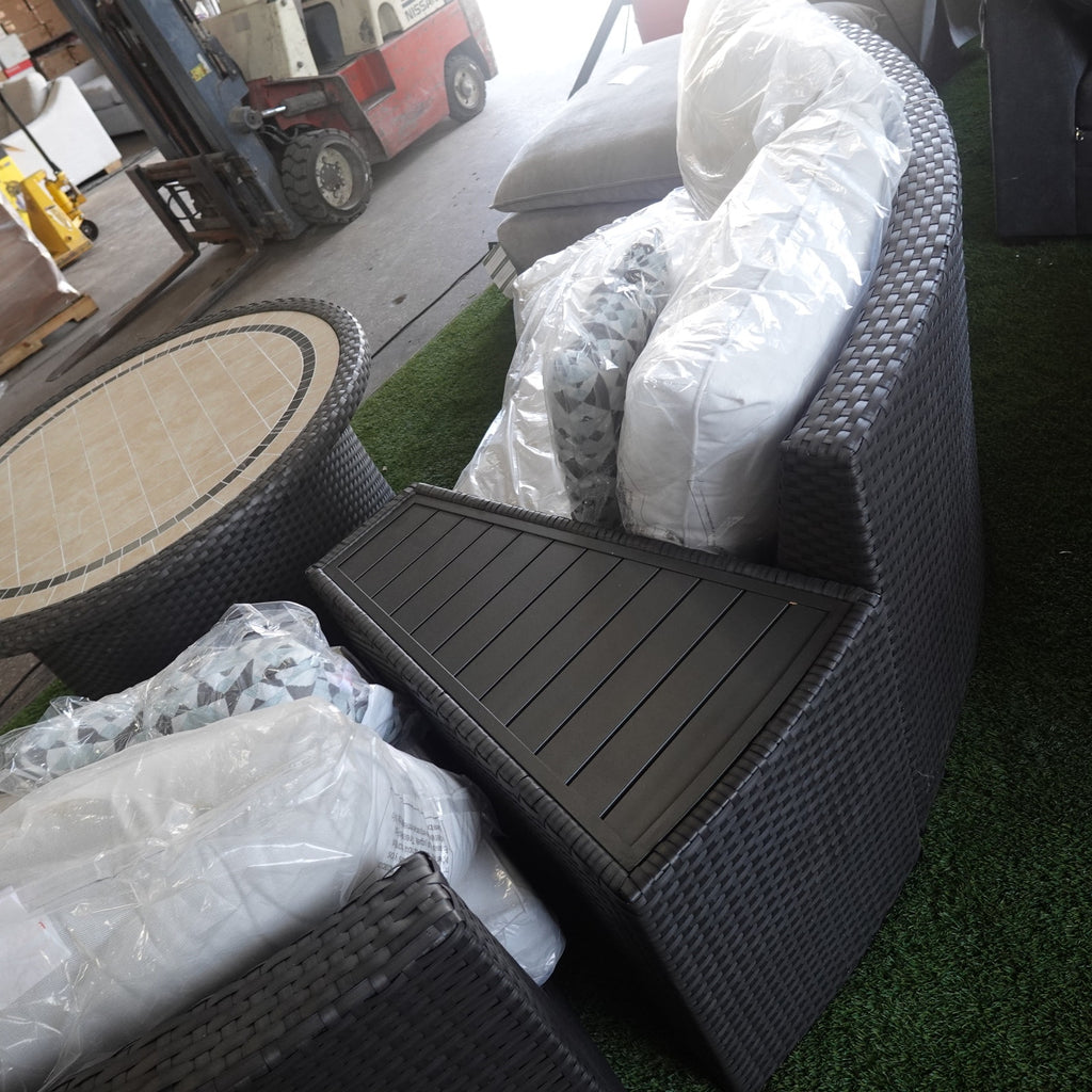 Sunvilla Outdoor Curved Patio Set – 4 Piece (NEW) – $1,199 OBO