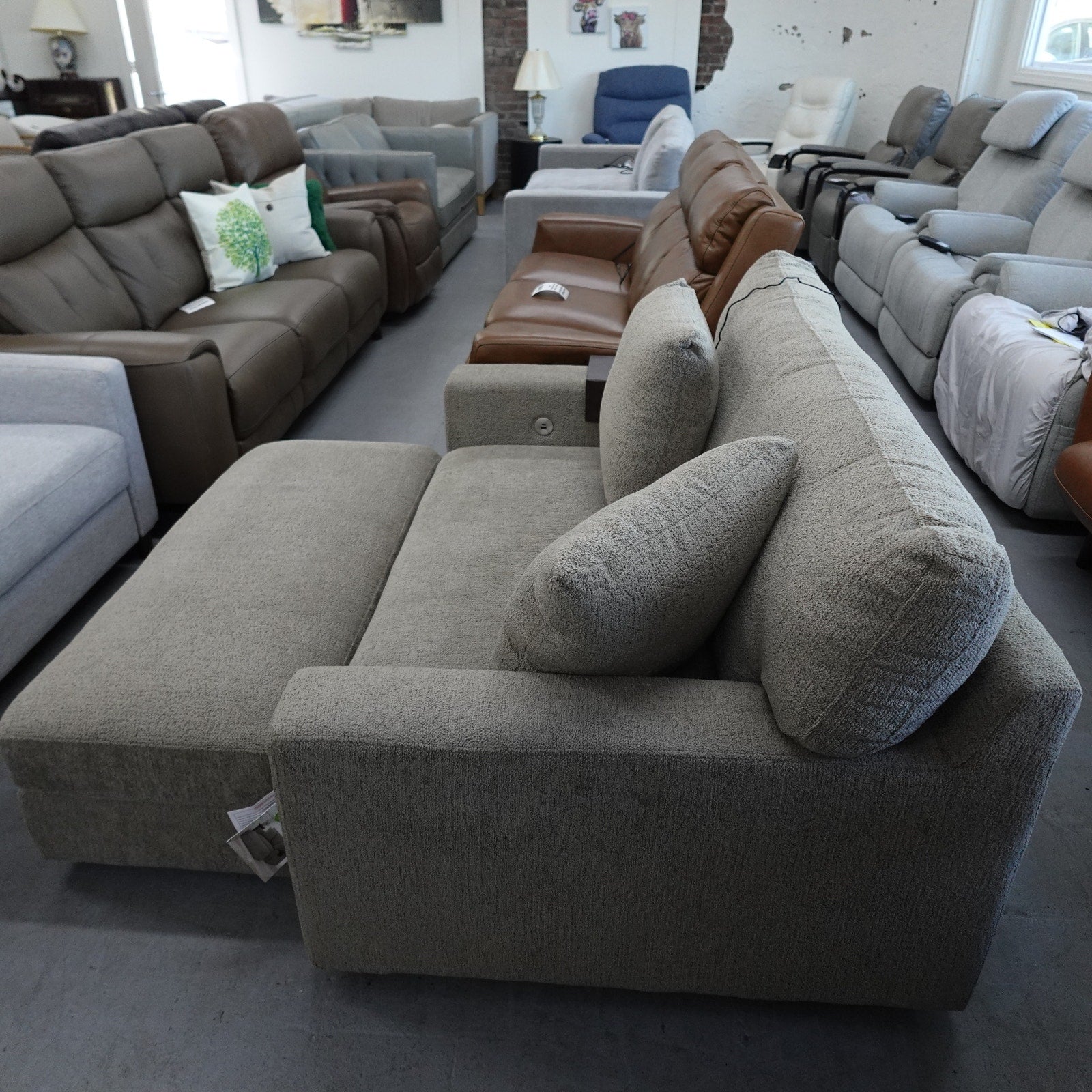 Thomasville Gilroy Fabric Oversized Storage Chair and Ottoman Lounge Chair Set