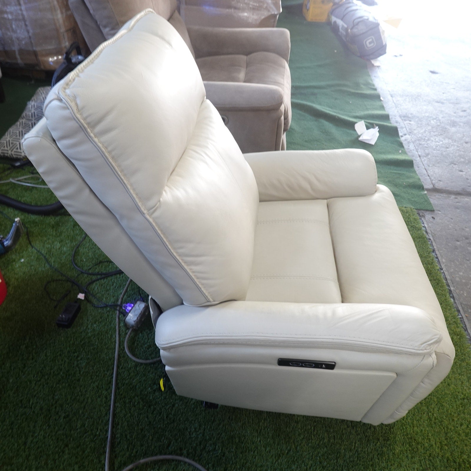 Sanders Leather Power Recliner with Power Headrest