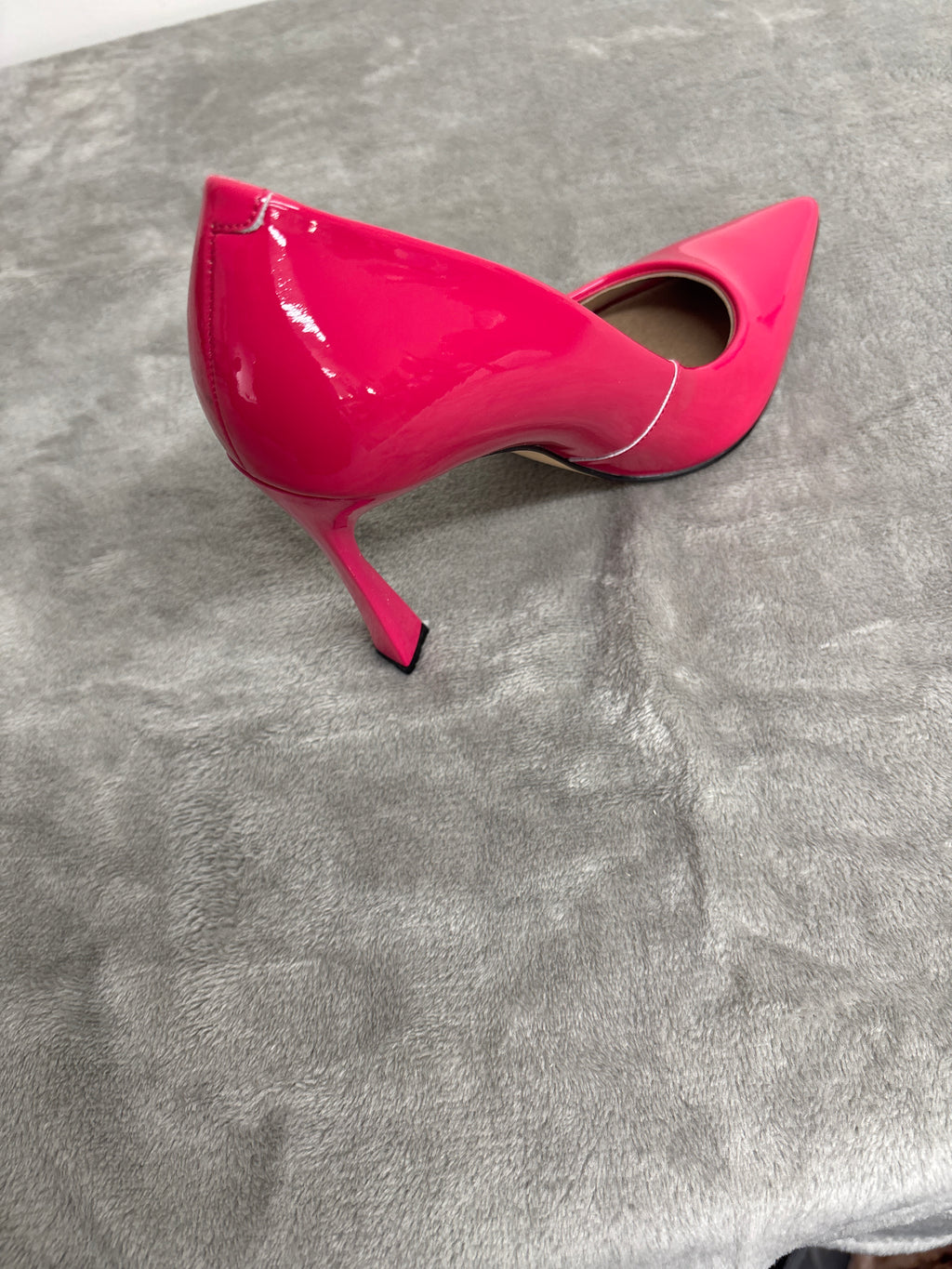 Marc Fisher pink heels