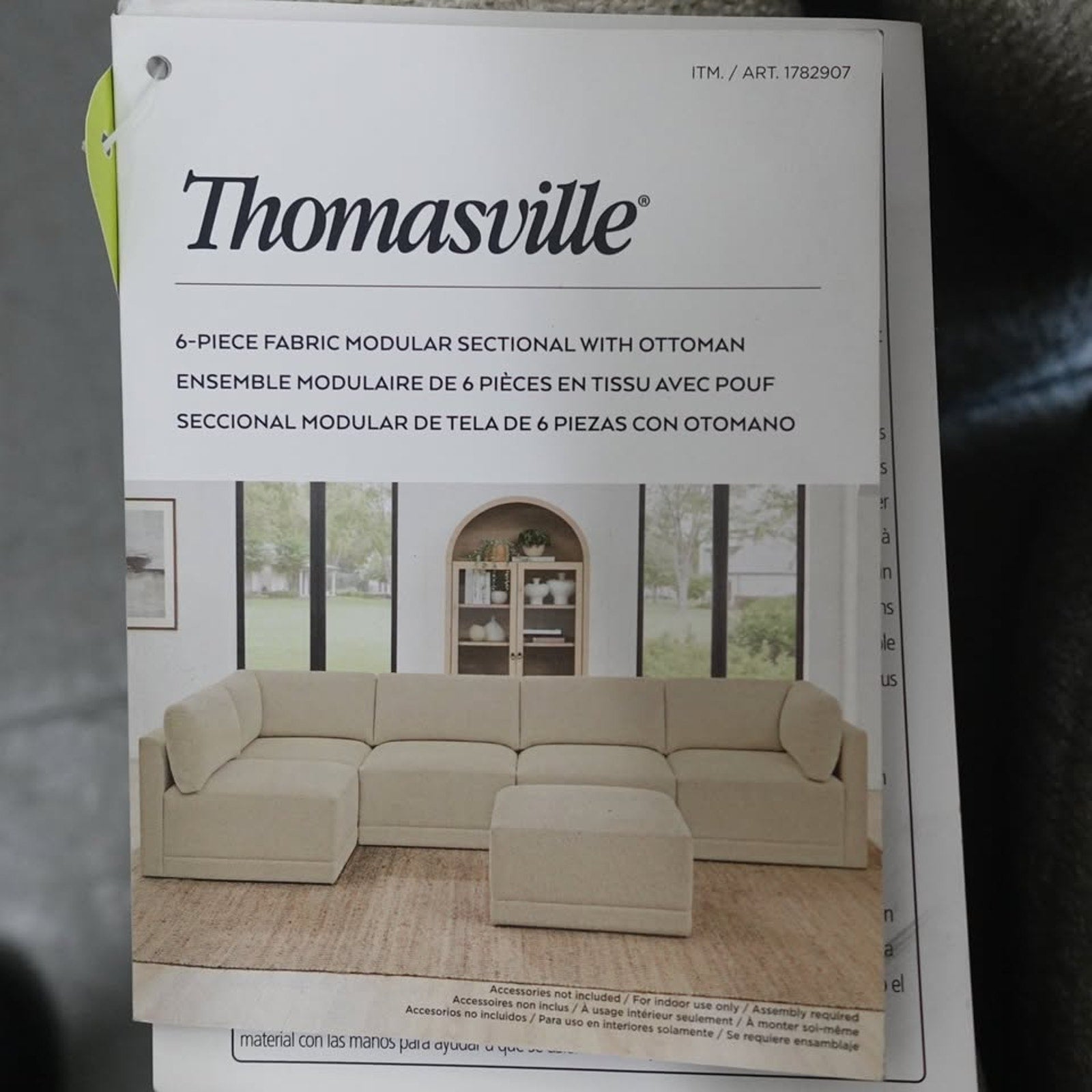 Thomasville Fallon Modular Sectional 6-piece Cream with Ottoman