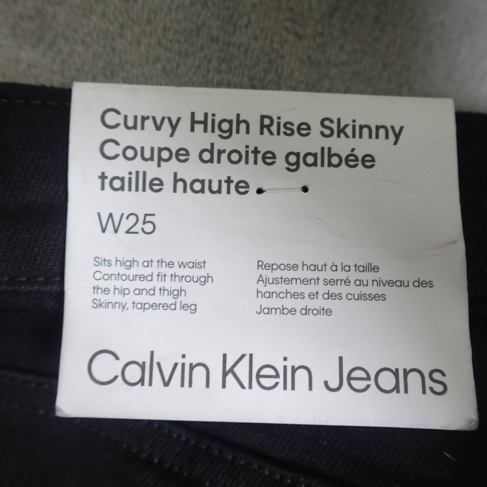Calvin Klein Jeans Women's Original Curvy High Rise Skinny Black Denim- W25