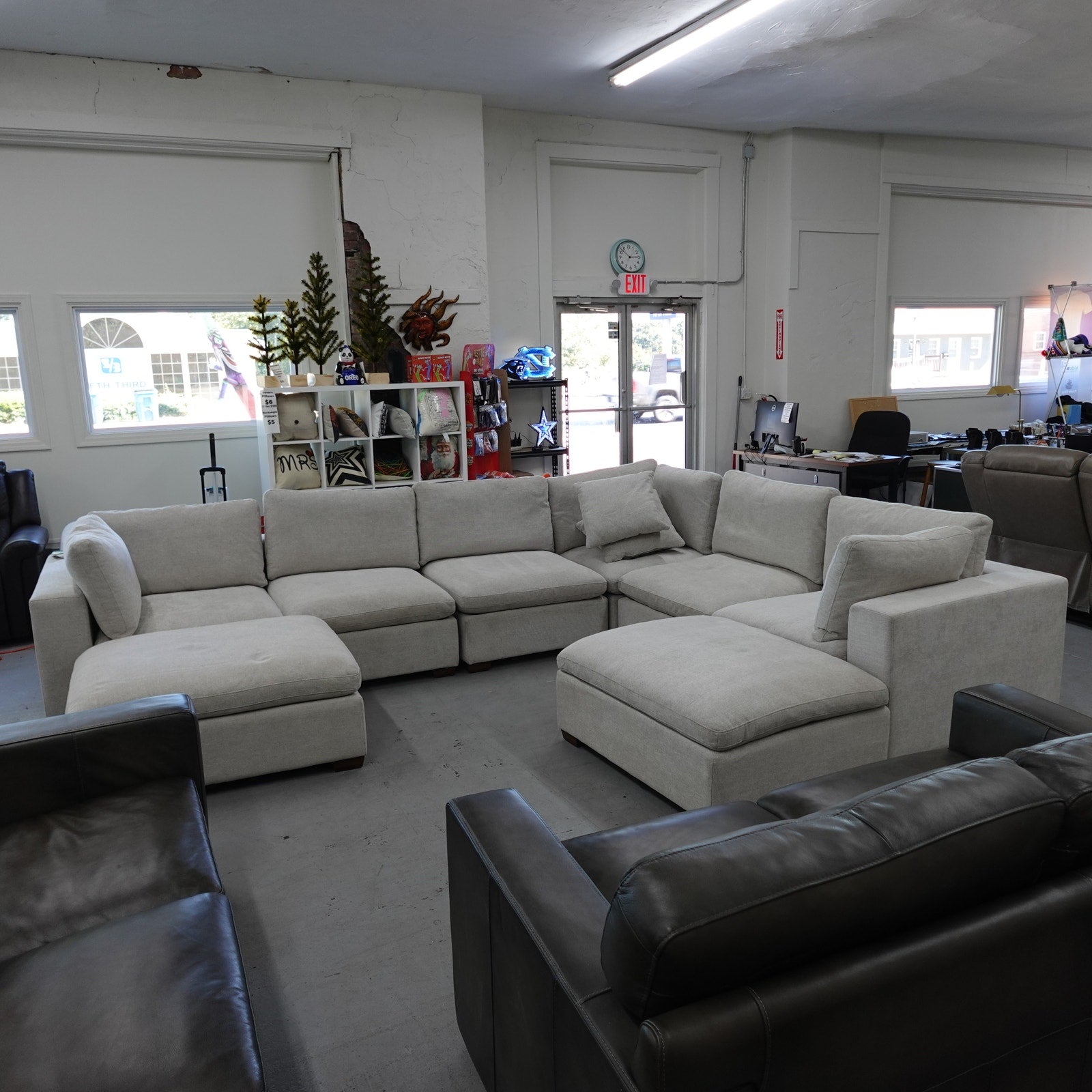 Thomasville Lowell 8pc. Modular Sectional - Light Gray